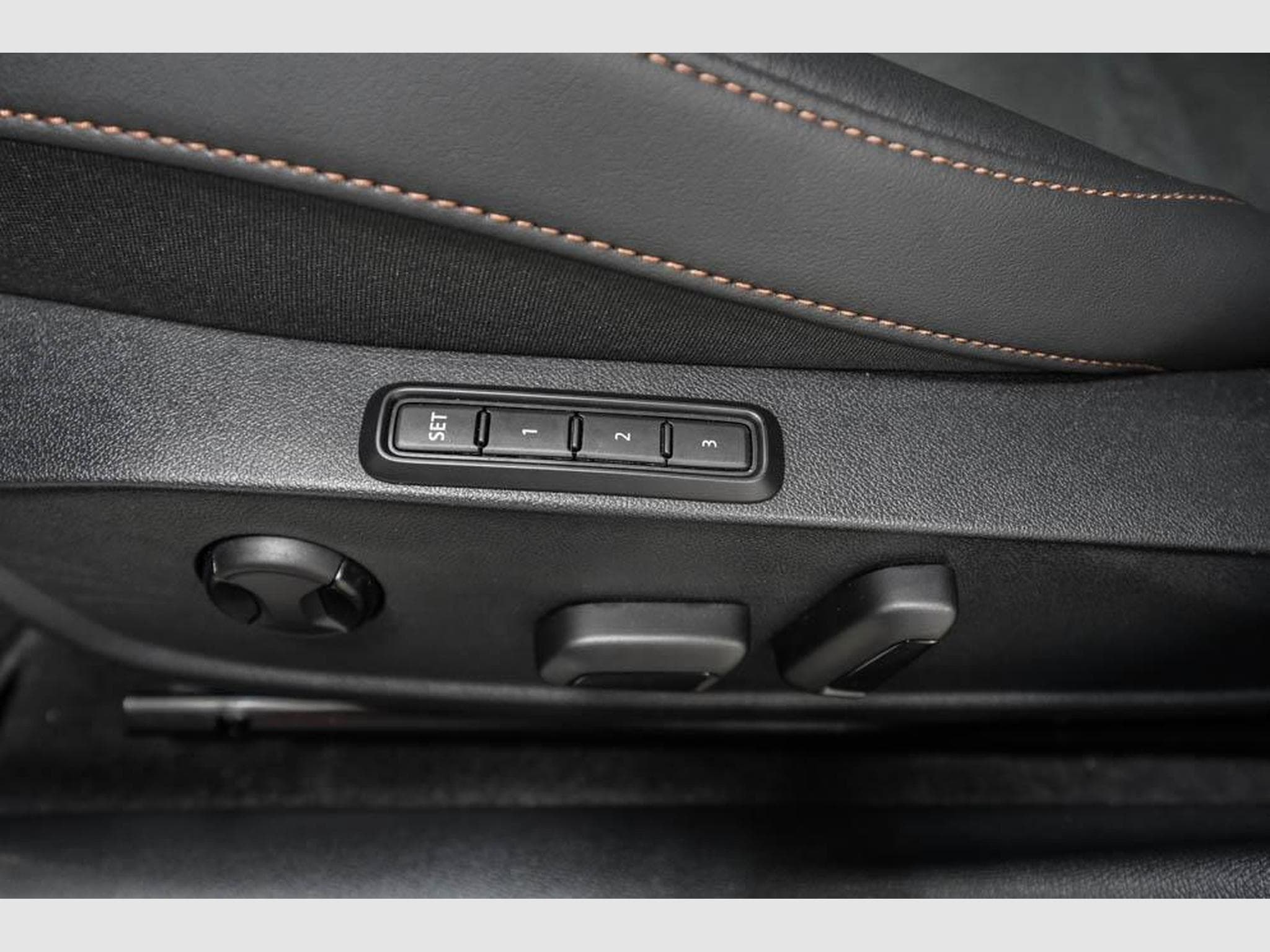 Cupra Leon ST 2,0 TSI (2025) - Foto 23