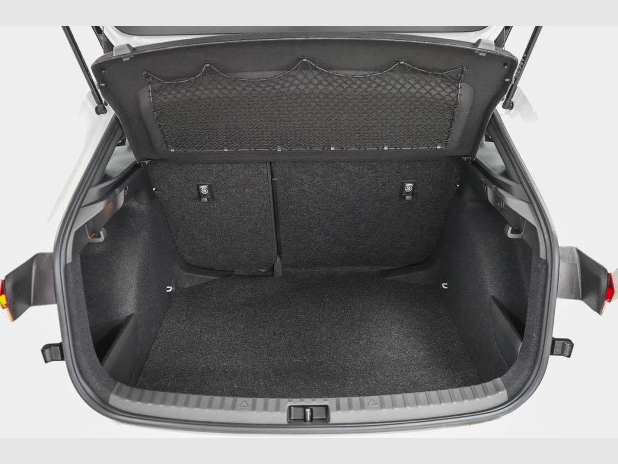 Skoda Scala 1,0 TSI DSG (2025) - Photo 17