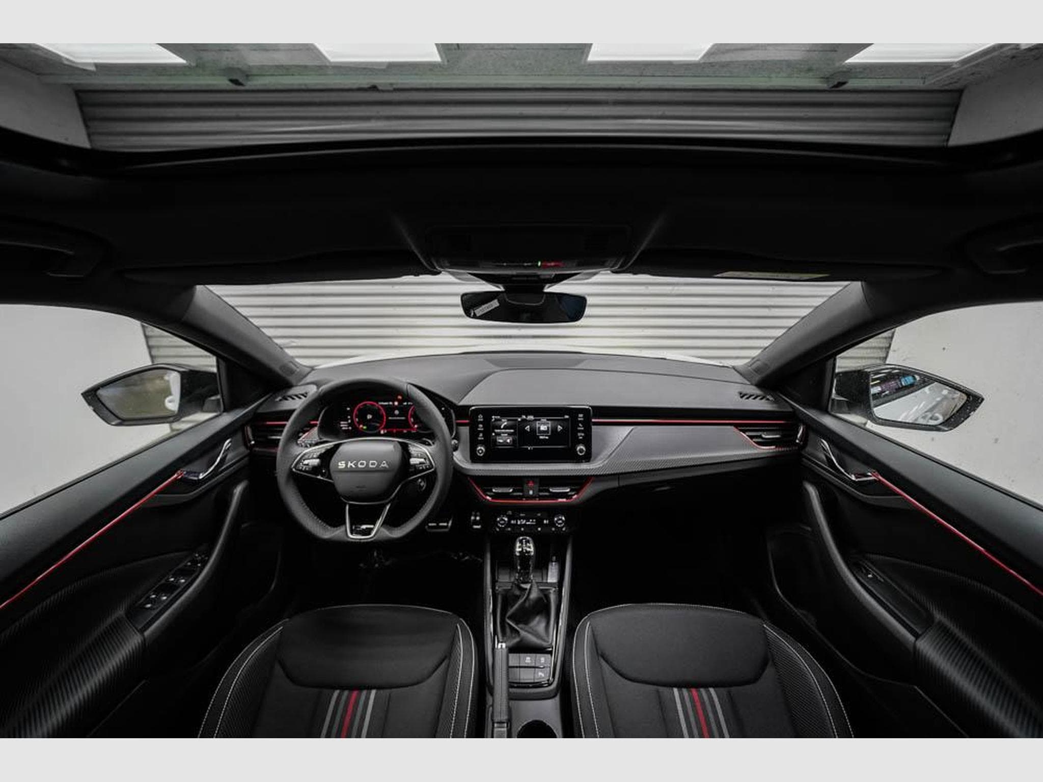 Skoda Scala 1,0 TSI DSG (2025) - Photo 5