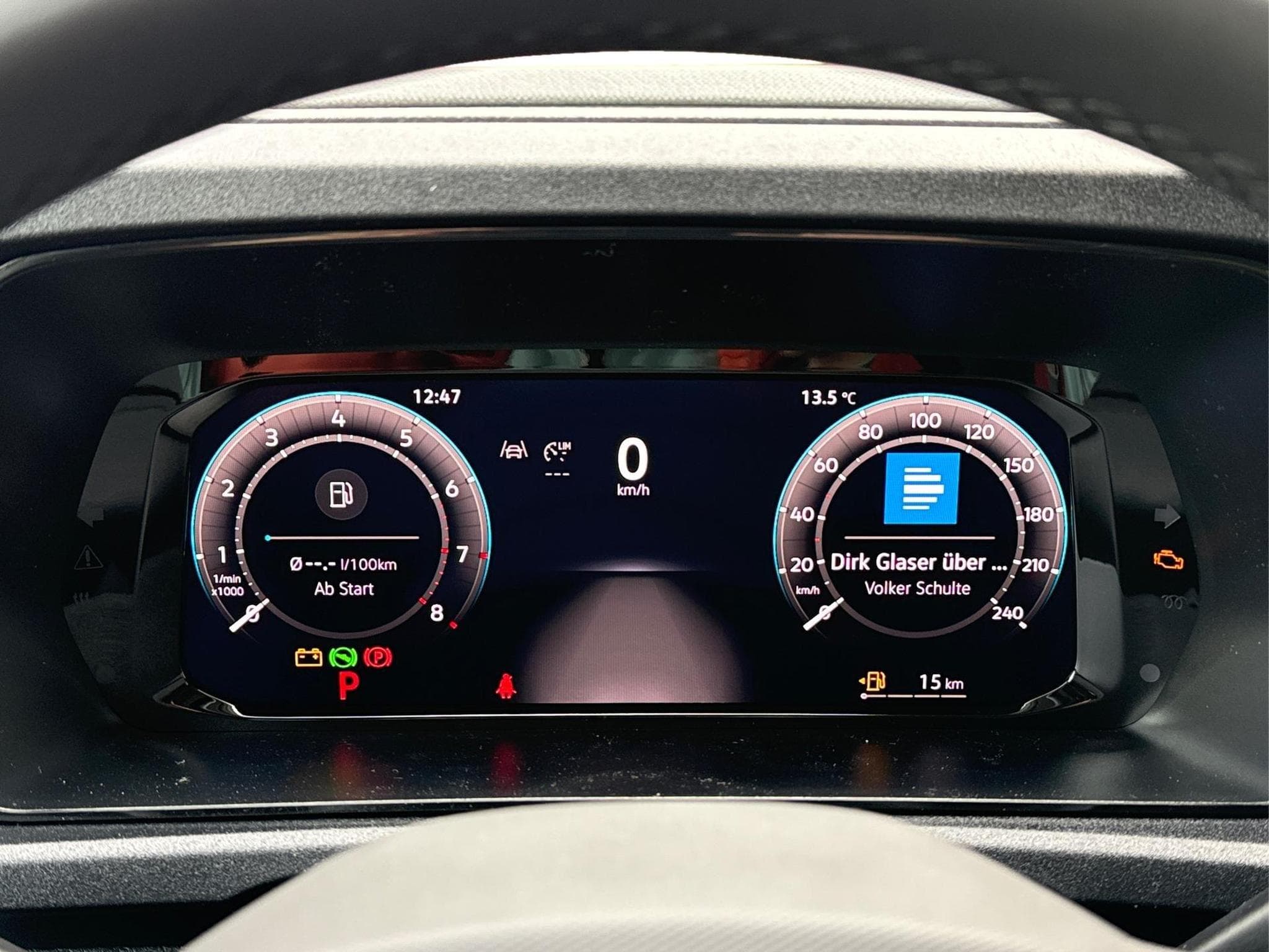 VW Caddy LIFE (2025) - Foto 23