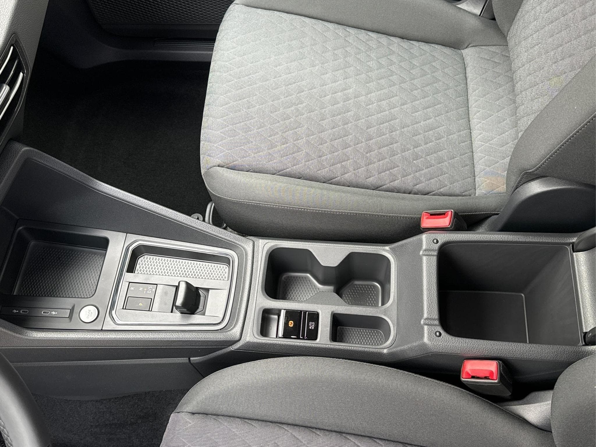 VW Caddy LIFE (2025) - Foto 13