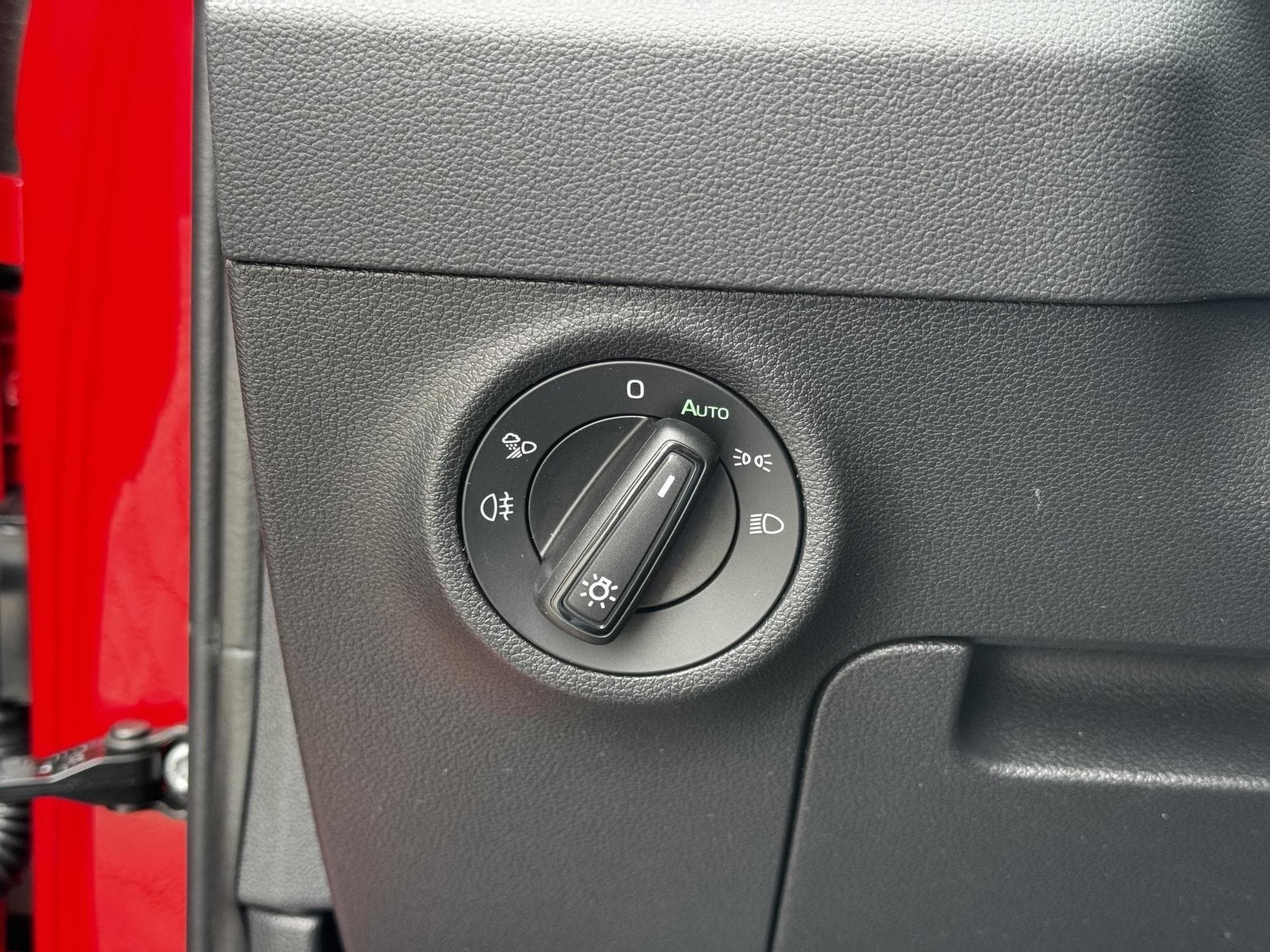 Skoda Karoq 1,5 TSI DSG (2025) - Foto 22