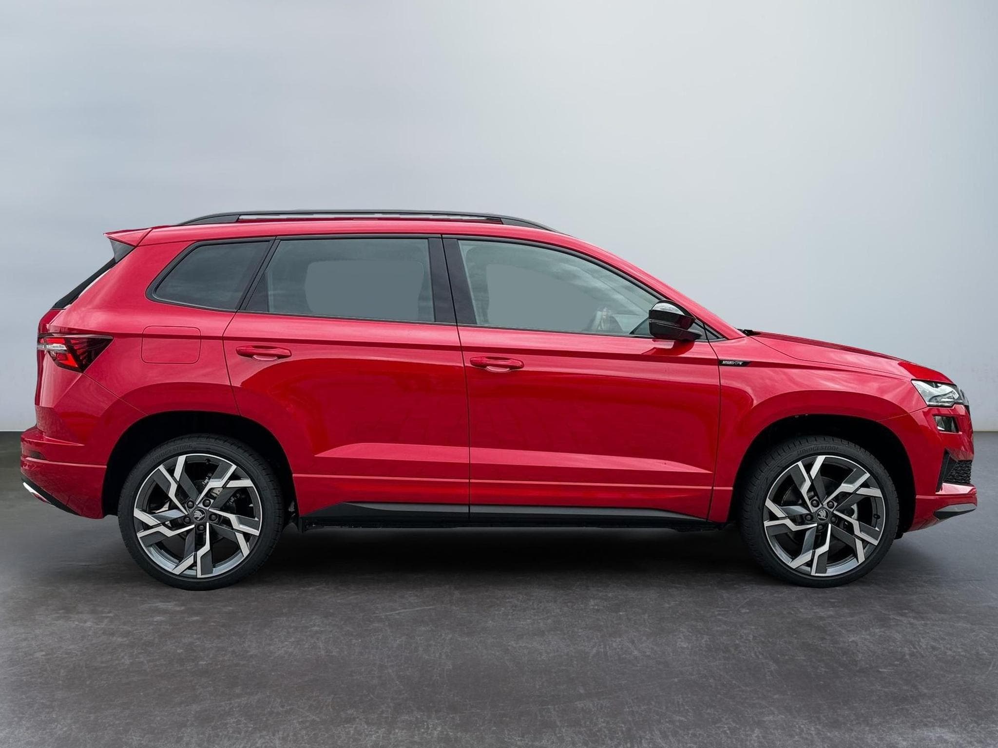 Skoda Karoq 1,5 TSI DSG (2025) - Foto 6