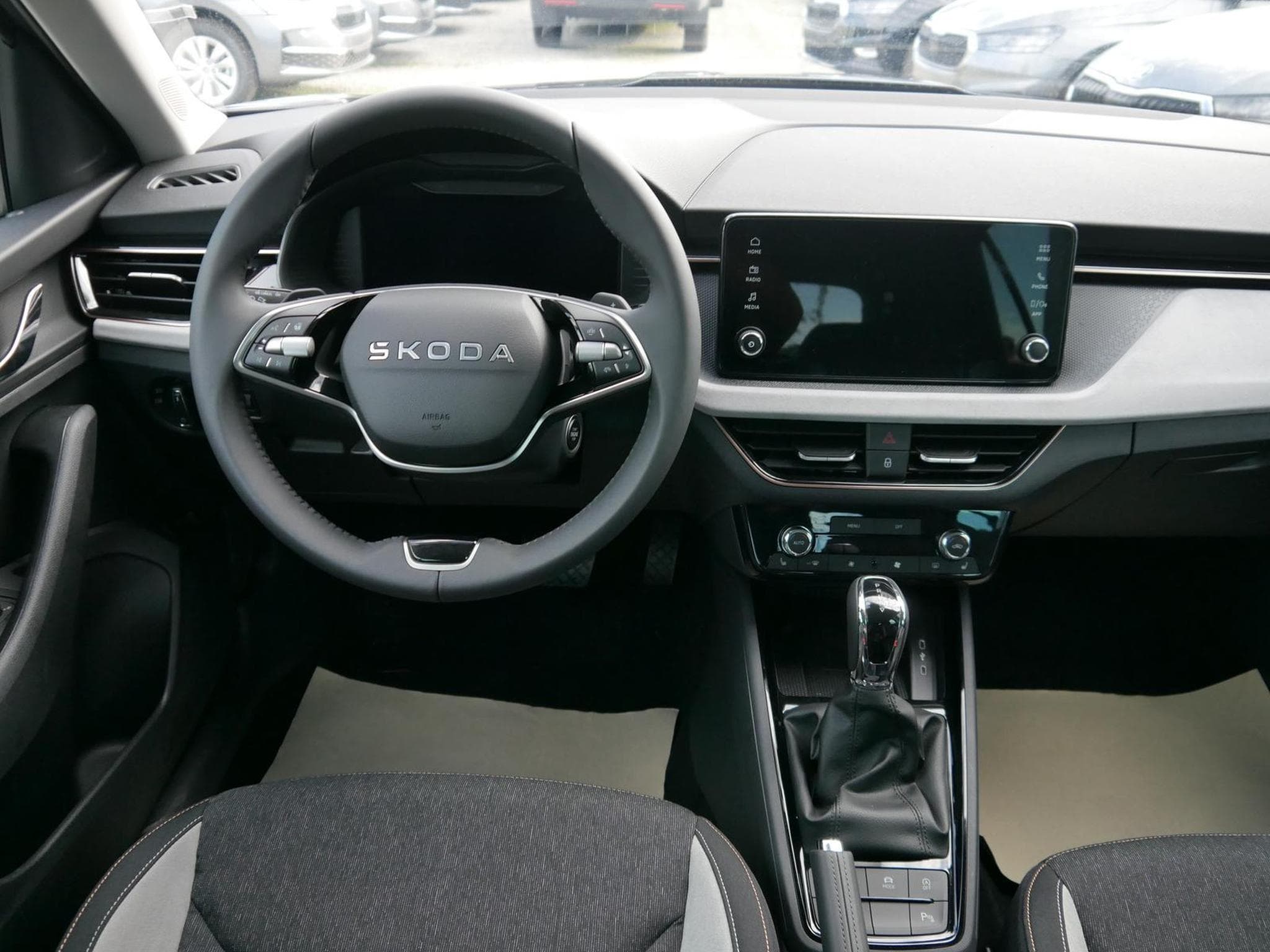 Skoda Kamiq Kamiq 130 Jahre (2025) - Foto 11