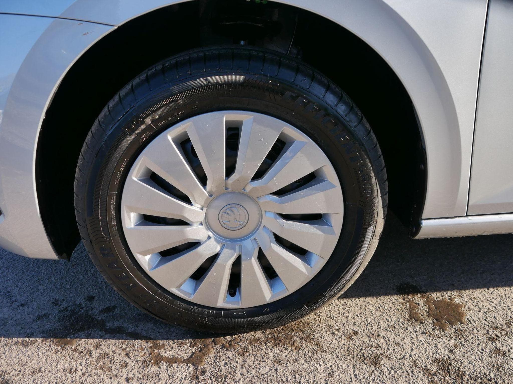 Skoda Scala Selection (2025) - Foto 3