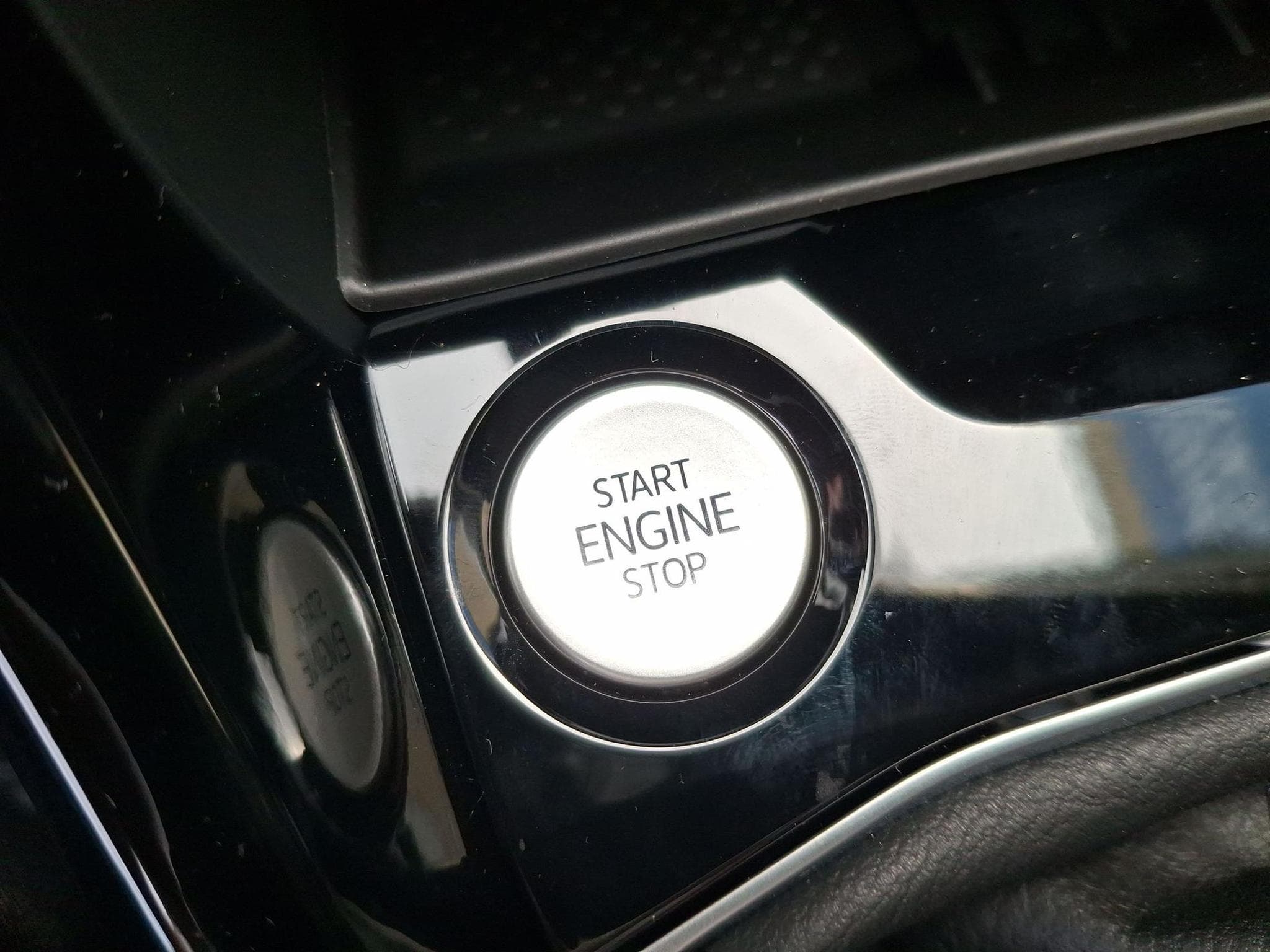 VW T-Cross Limited Life AHK (2026) - Foto 17