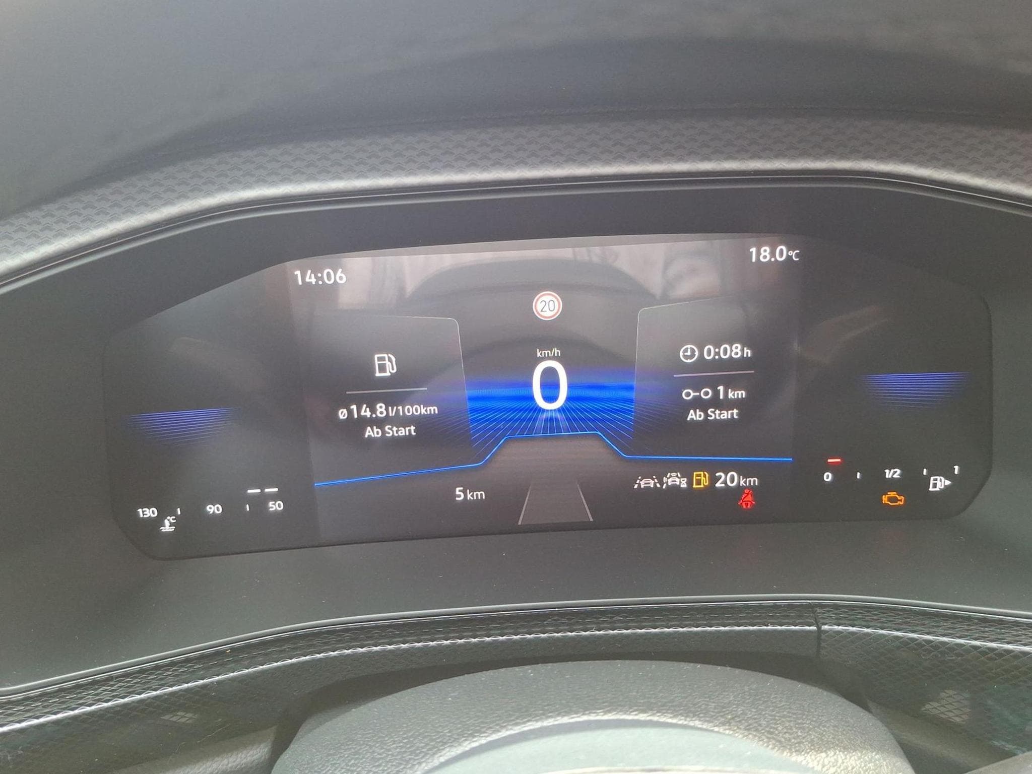 VW T-Cross Limited Life AHK (2026) - Foto 18