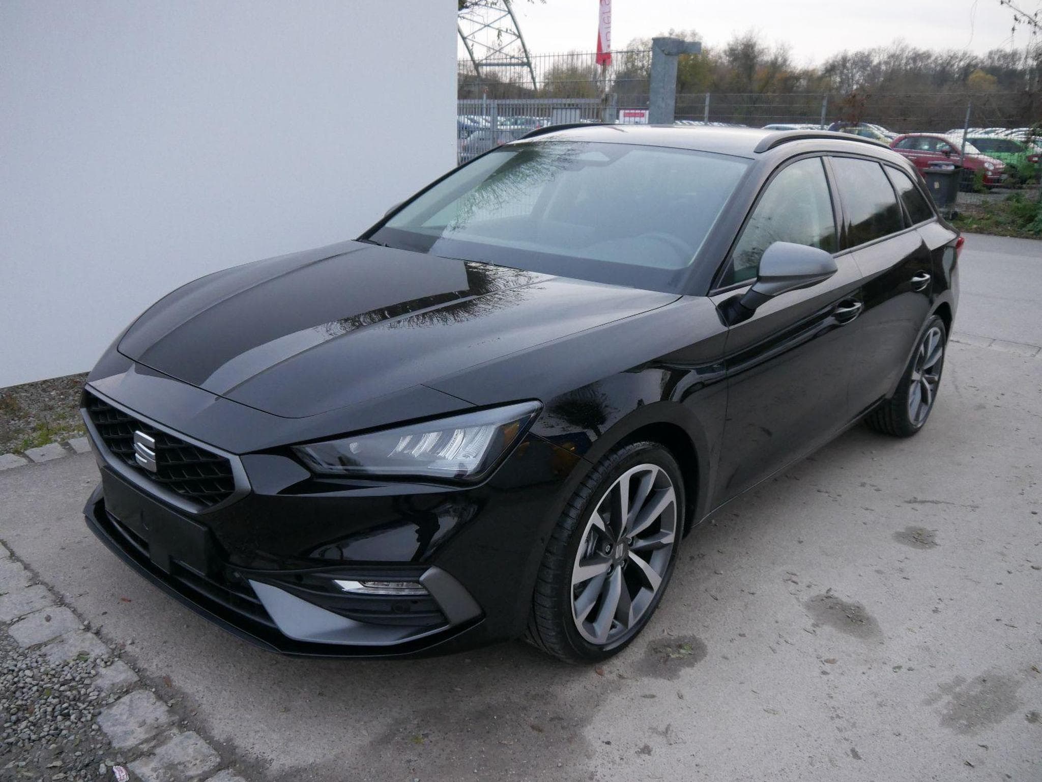 Seat Leon FR (2025) - Photo 1