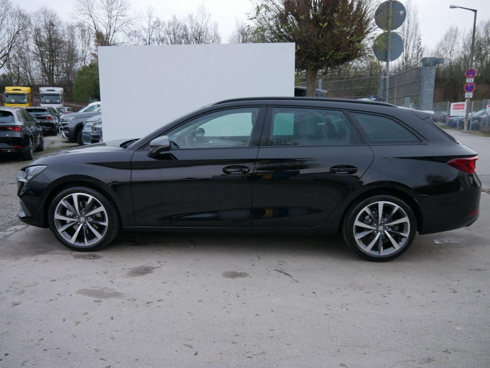 Seat Leon FR (2025) - Photo 6