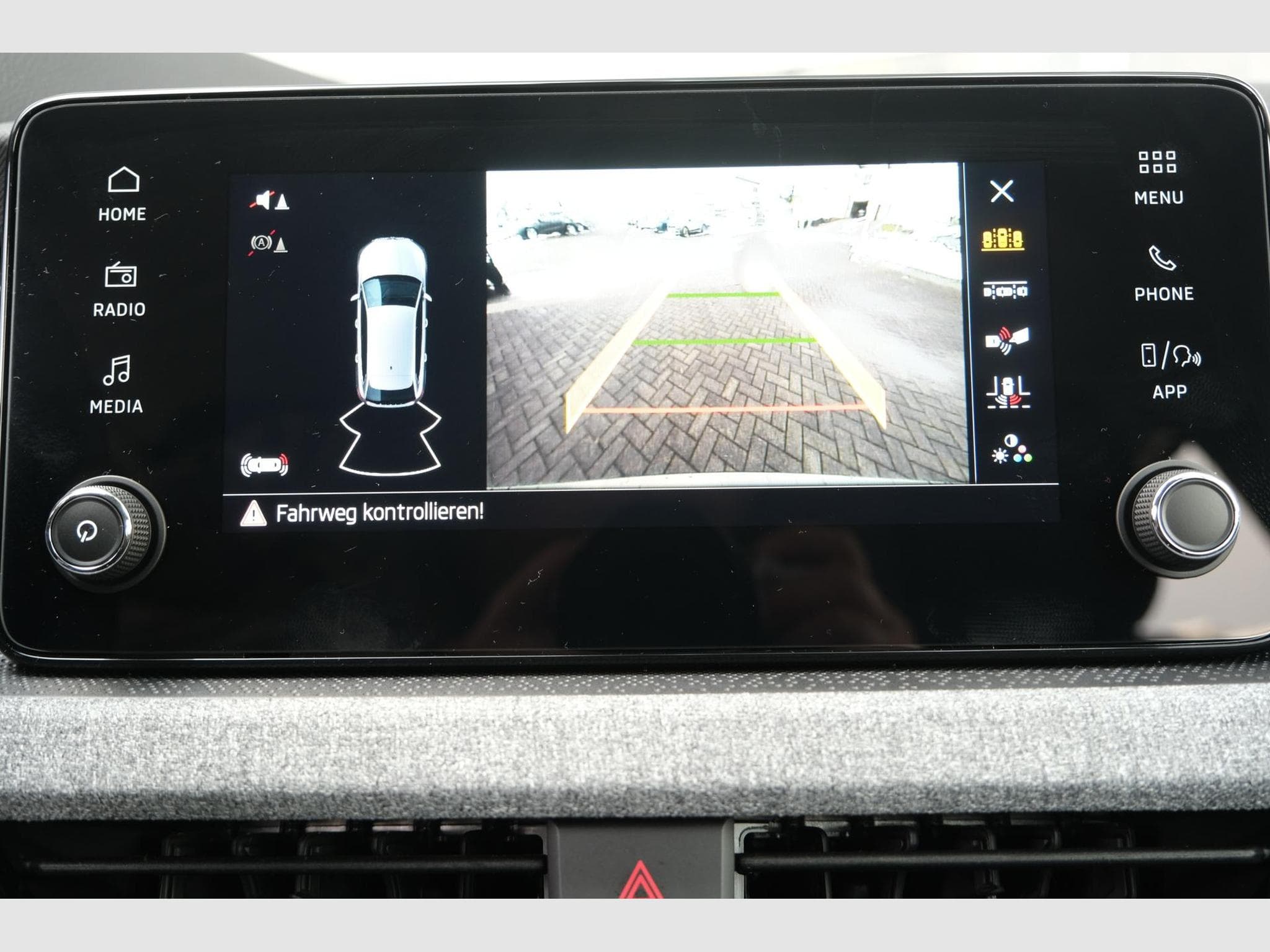 Skoda Scala 1.0 TSI Selection (2025) - Foto 14