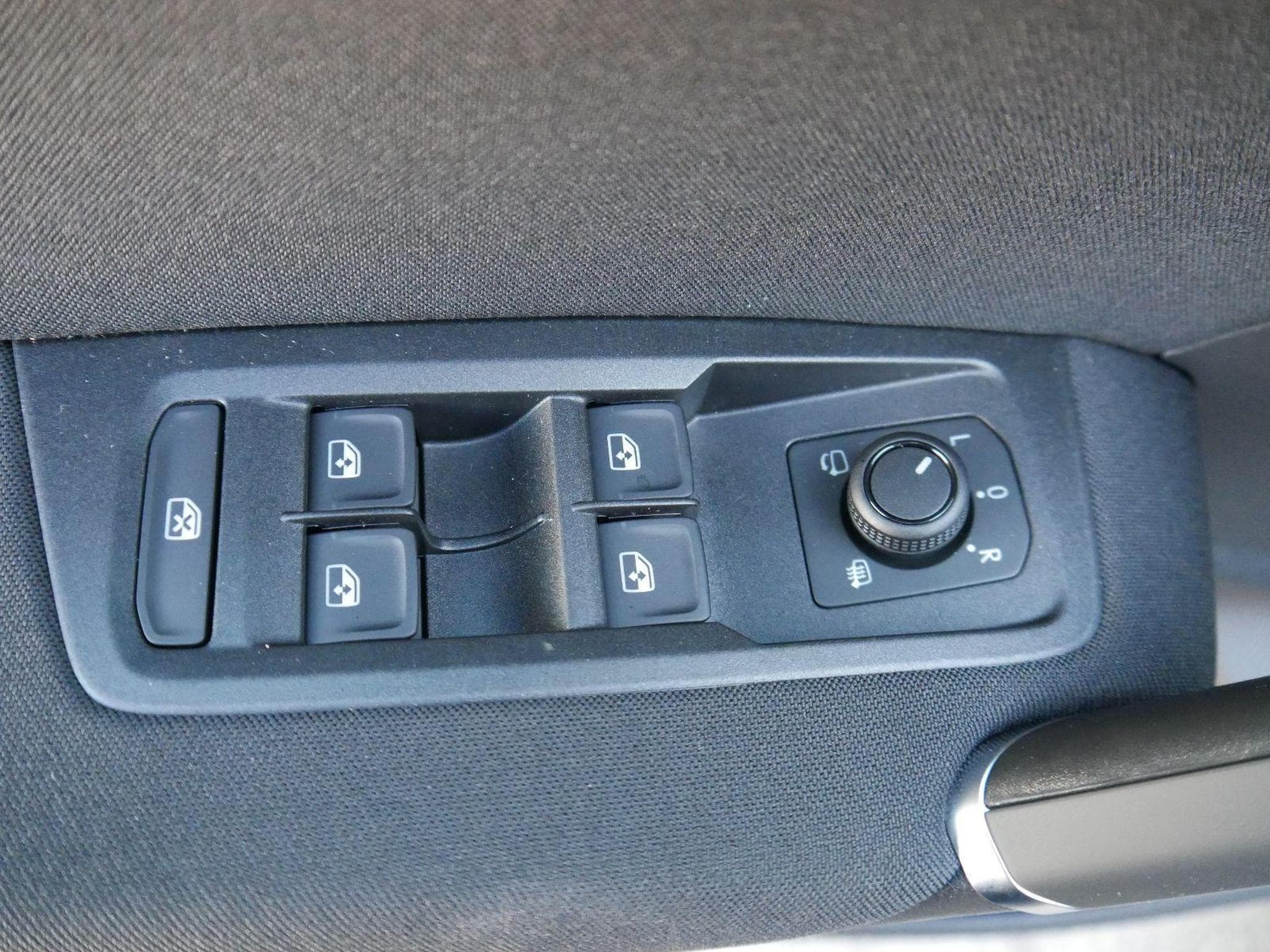 VW Touran Comfortline (2026) - Foto 12