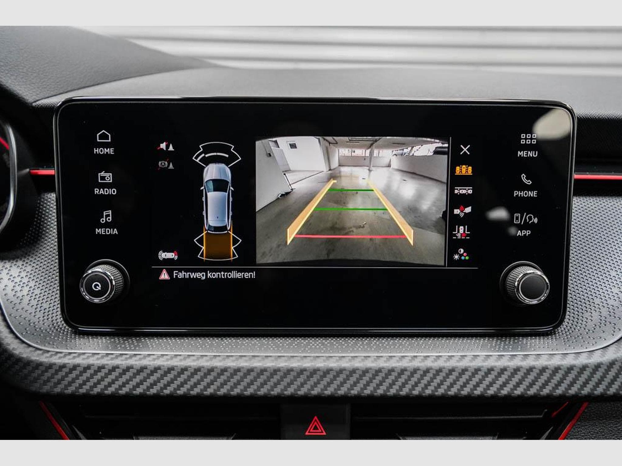 Skoda Scala 1,0 TSI DSG (2025) - Photo 13