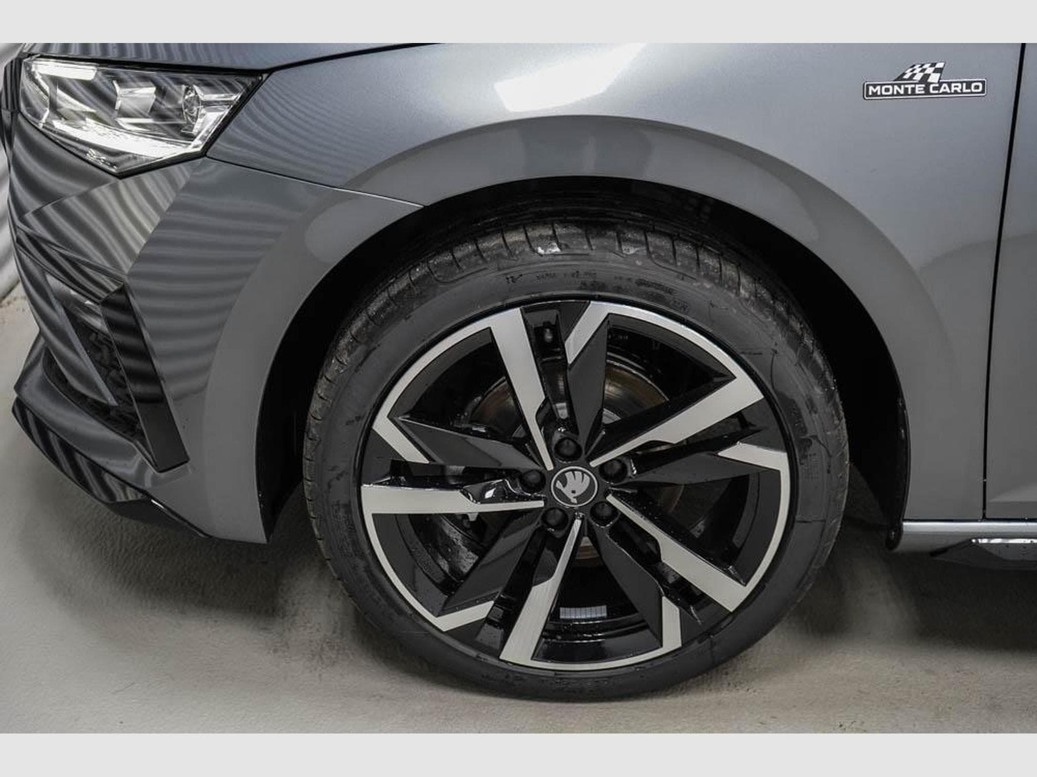 Skoda Scala 1,0 TSI DSG (2025) - Photo 4