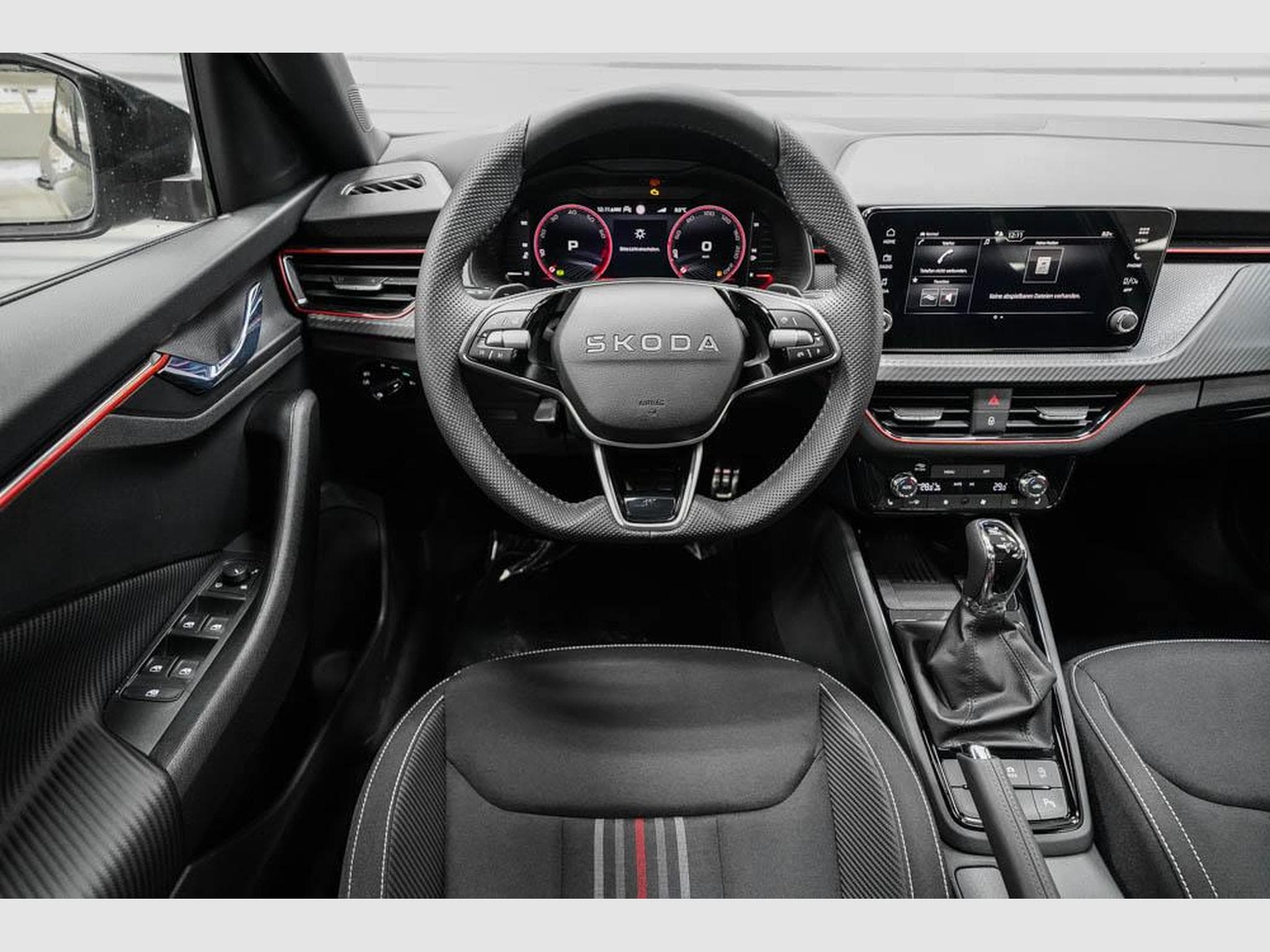 Skoda Scala 1,0 TSI DSG (2025) - Photo 7