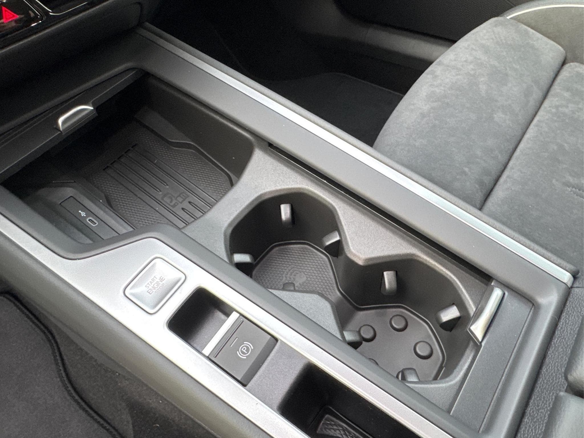 VW Passat Variant Business (2025) - Foto 23