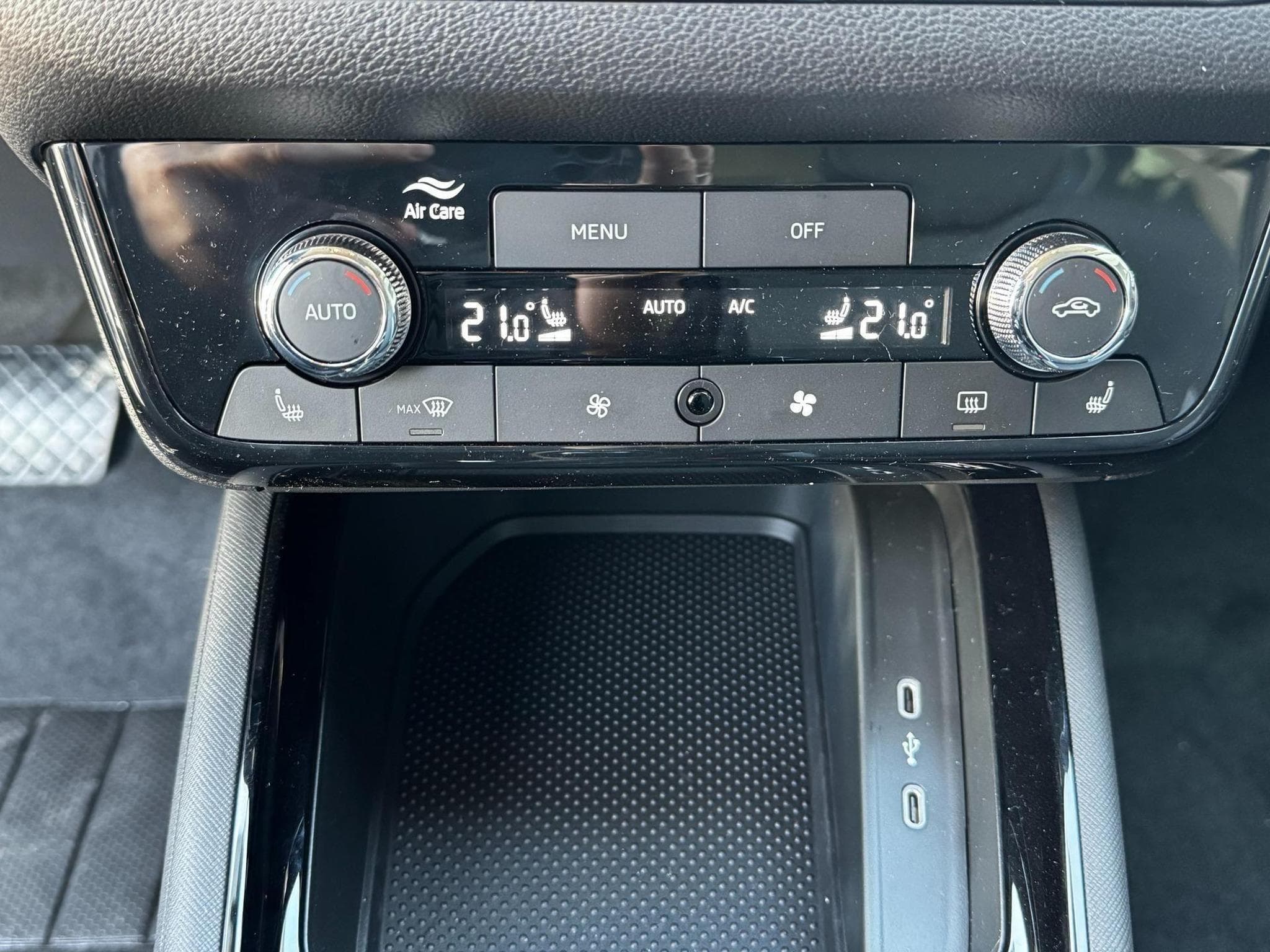 Skoda Scala 1,0 TSI DSG (2025) - Foto 16