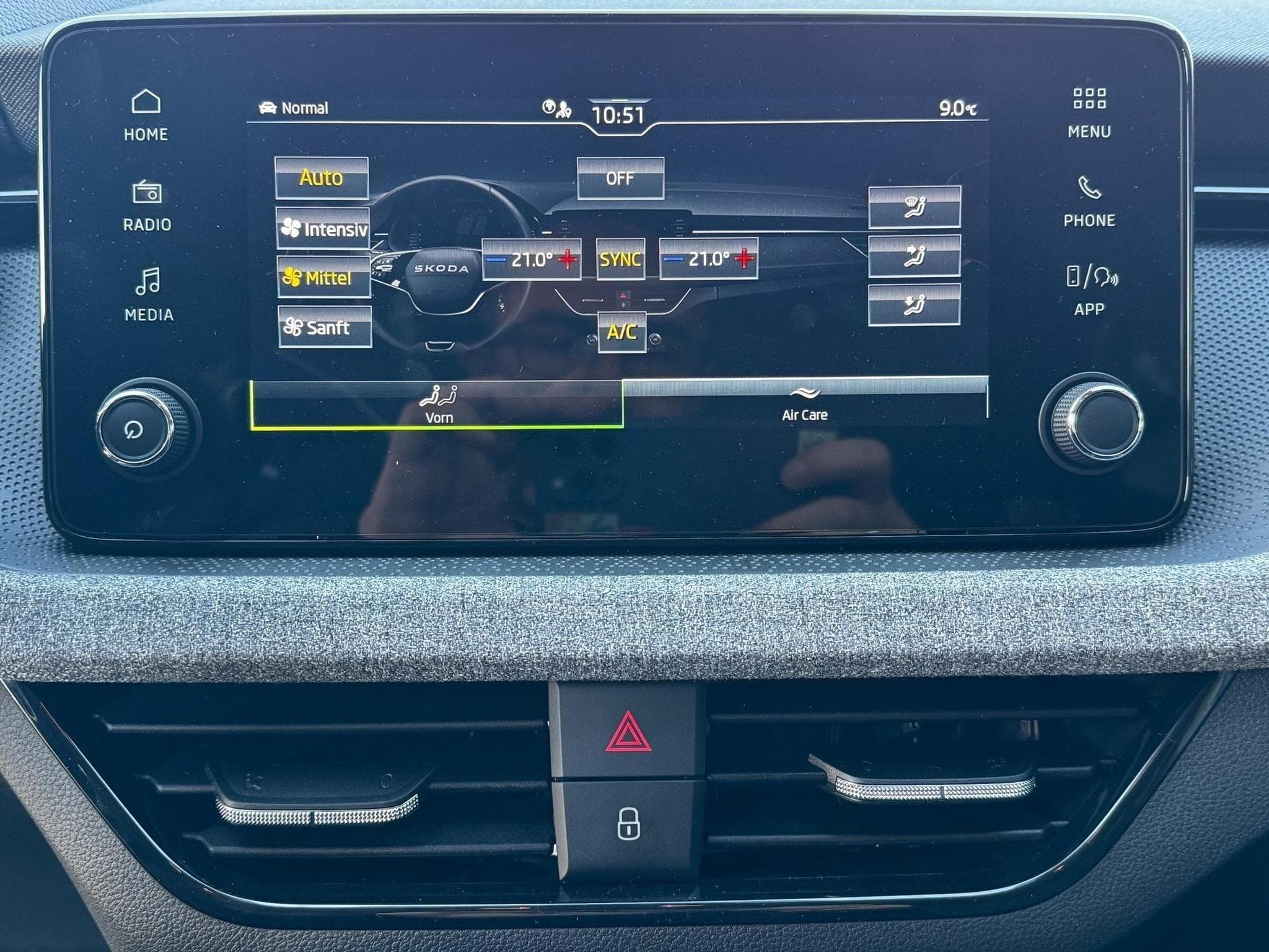 Skoda Scala 1,0 TSI DSG (2025) - Foto 21