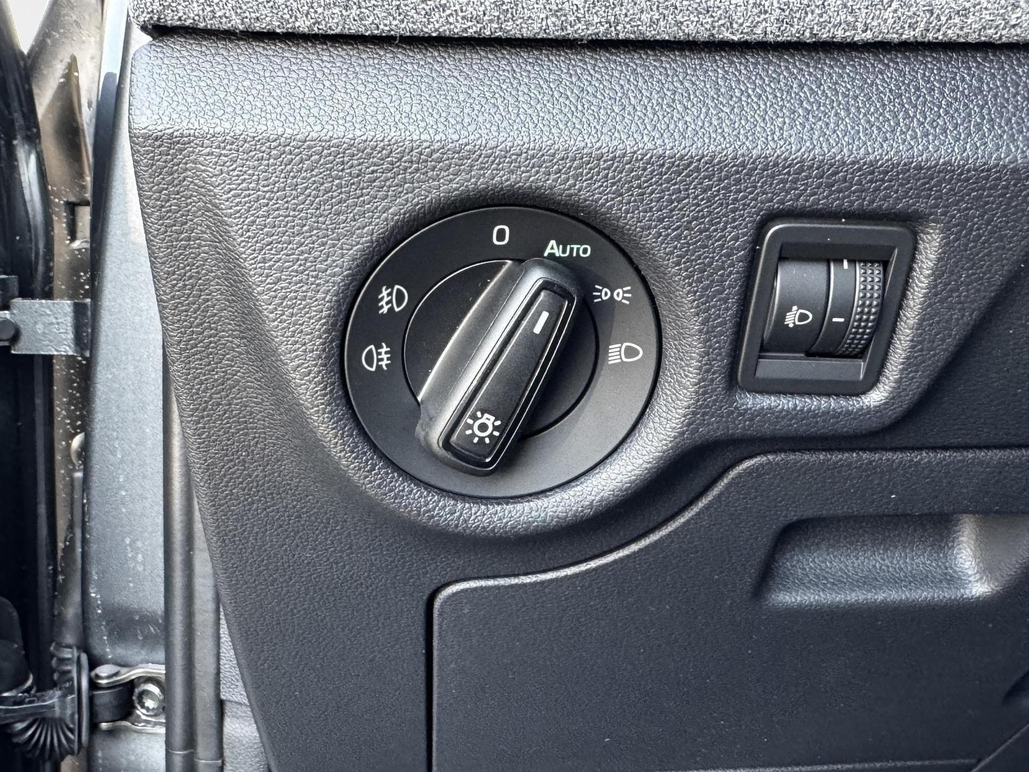 Skoda Scala 1,0 TSI DSG (2025) - Foto 23