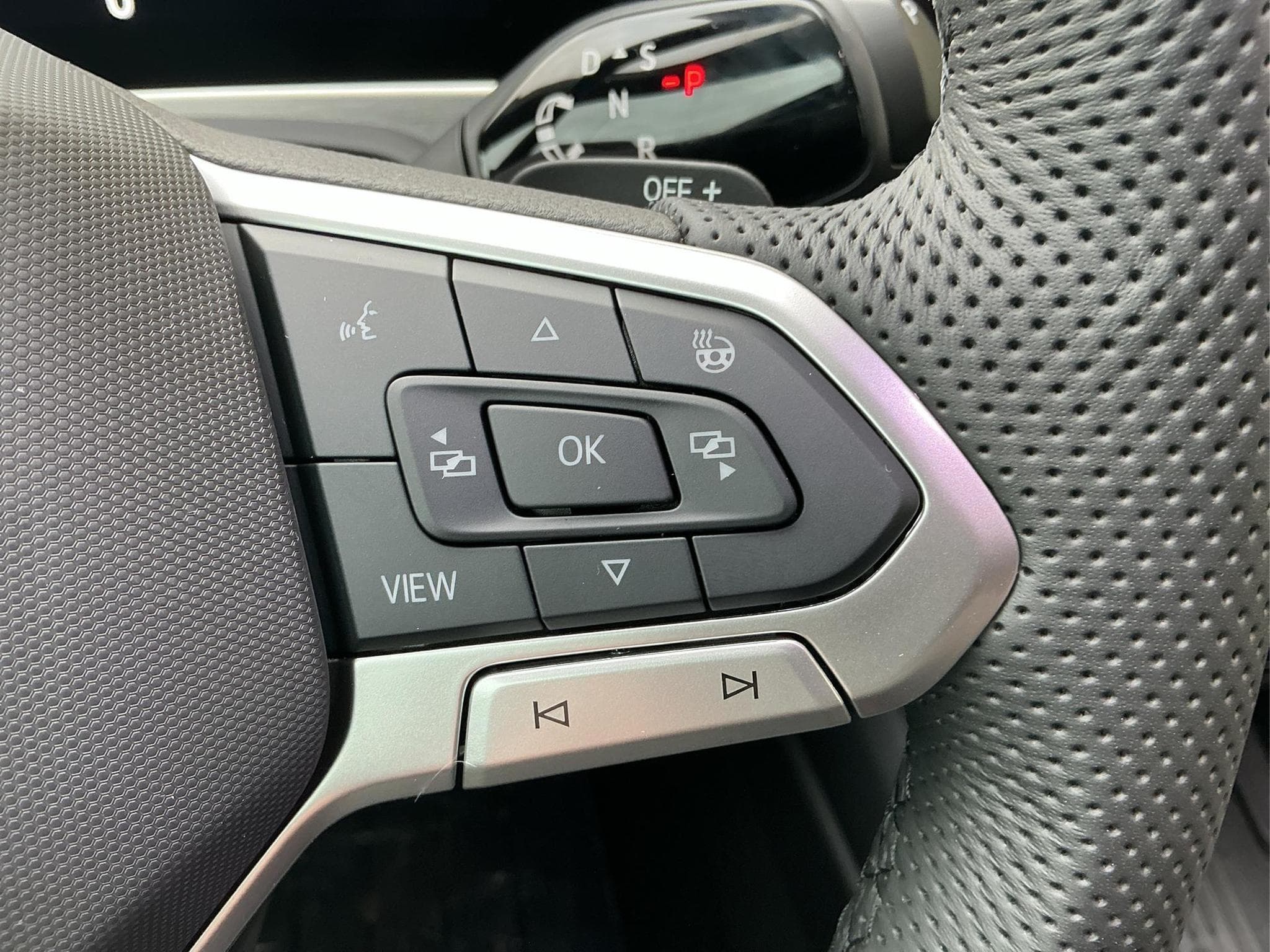 VW Passat Variant R-Line 4WD (2026) - Foto 22