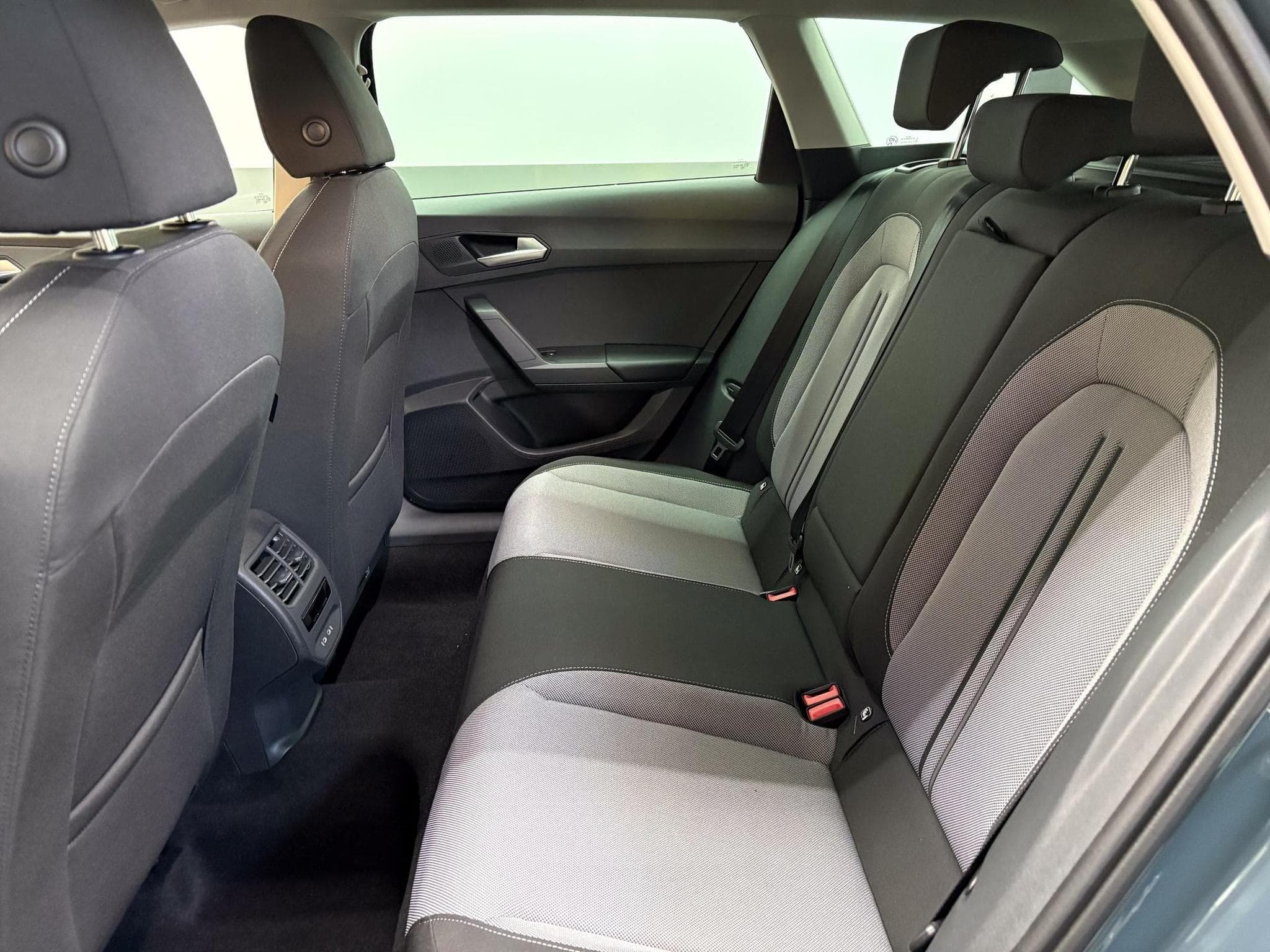 Seat Leon Style (2025) - Foto 12