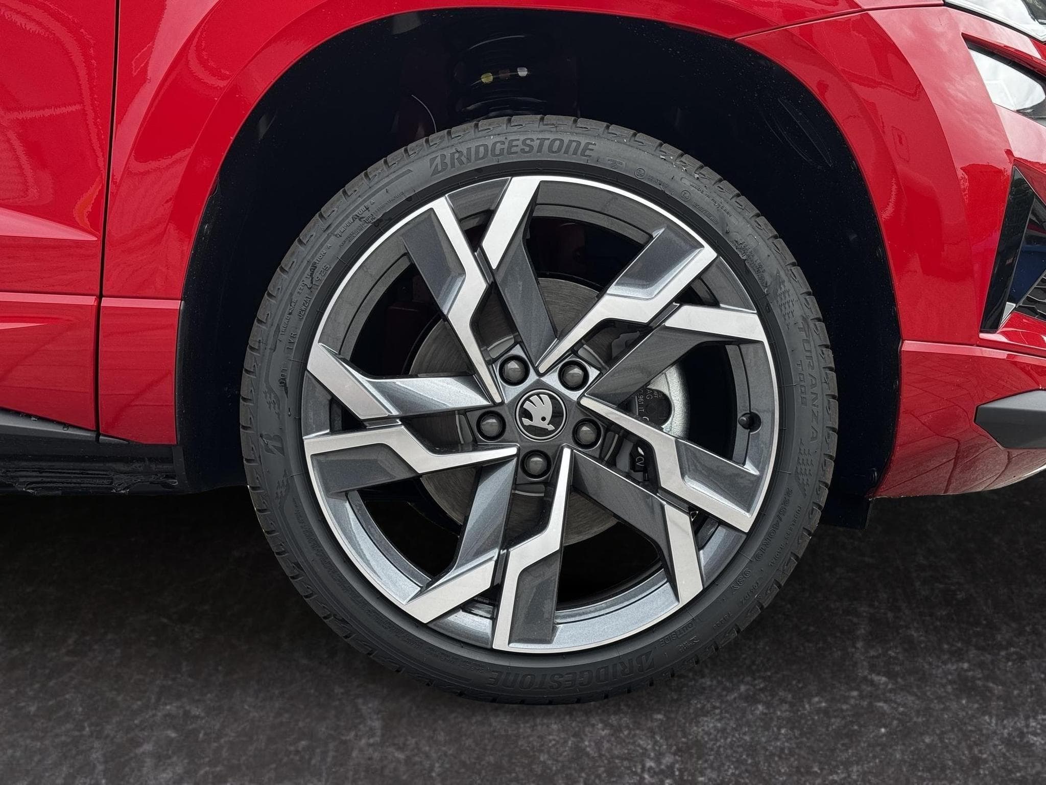 Skoda Karoq 1,5 TSI DSG (2025) - Foto 8