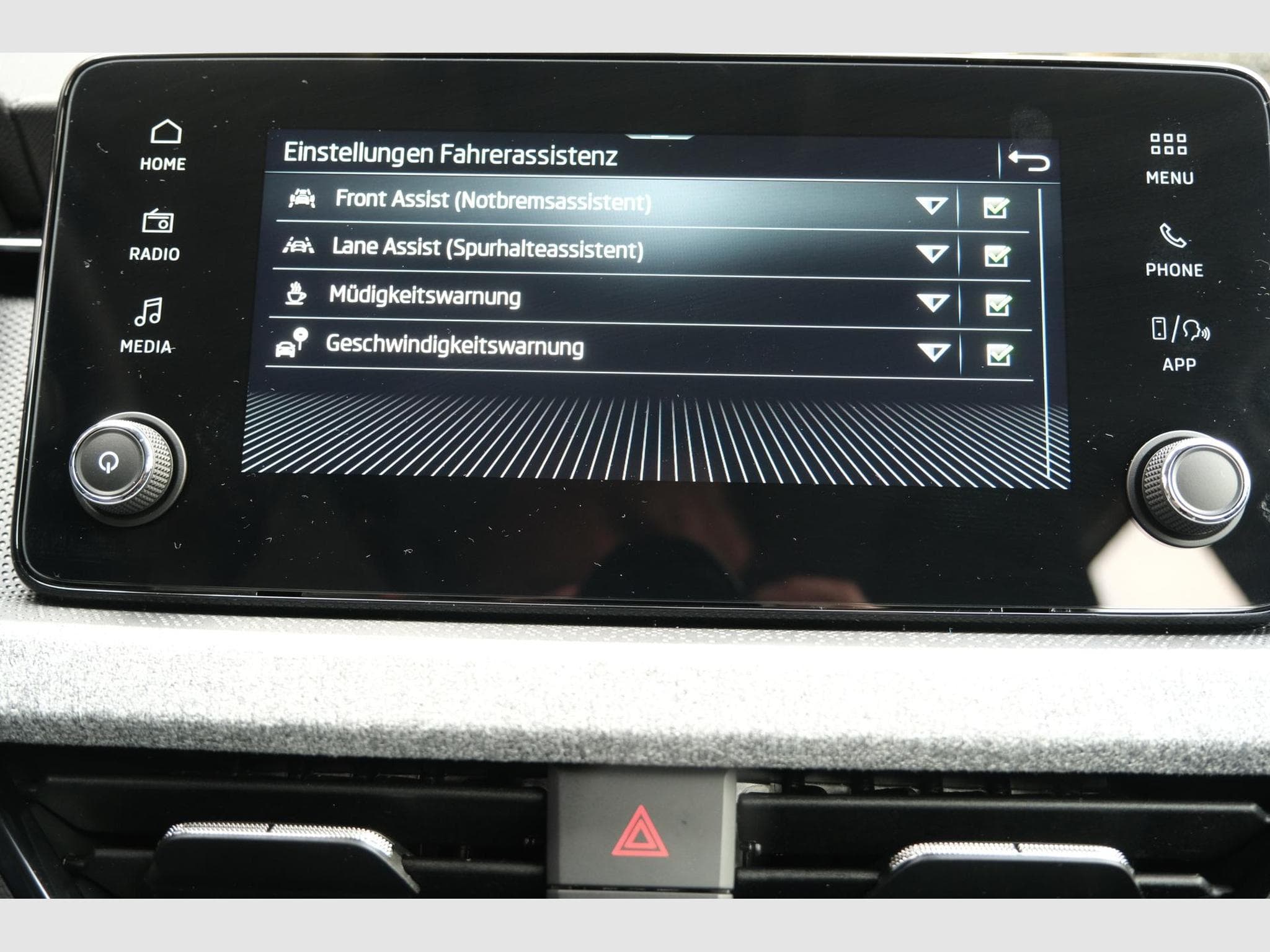 Skoda Scala 1.0 TSI Selection (2025) - Foto 15