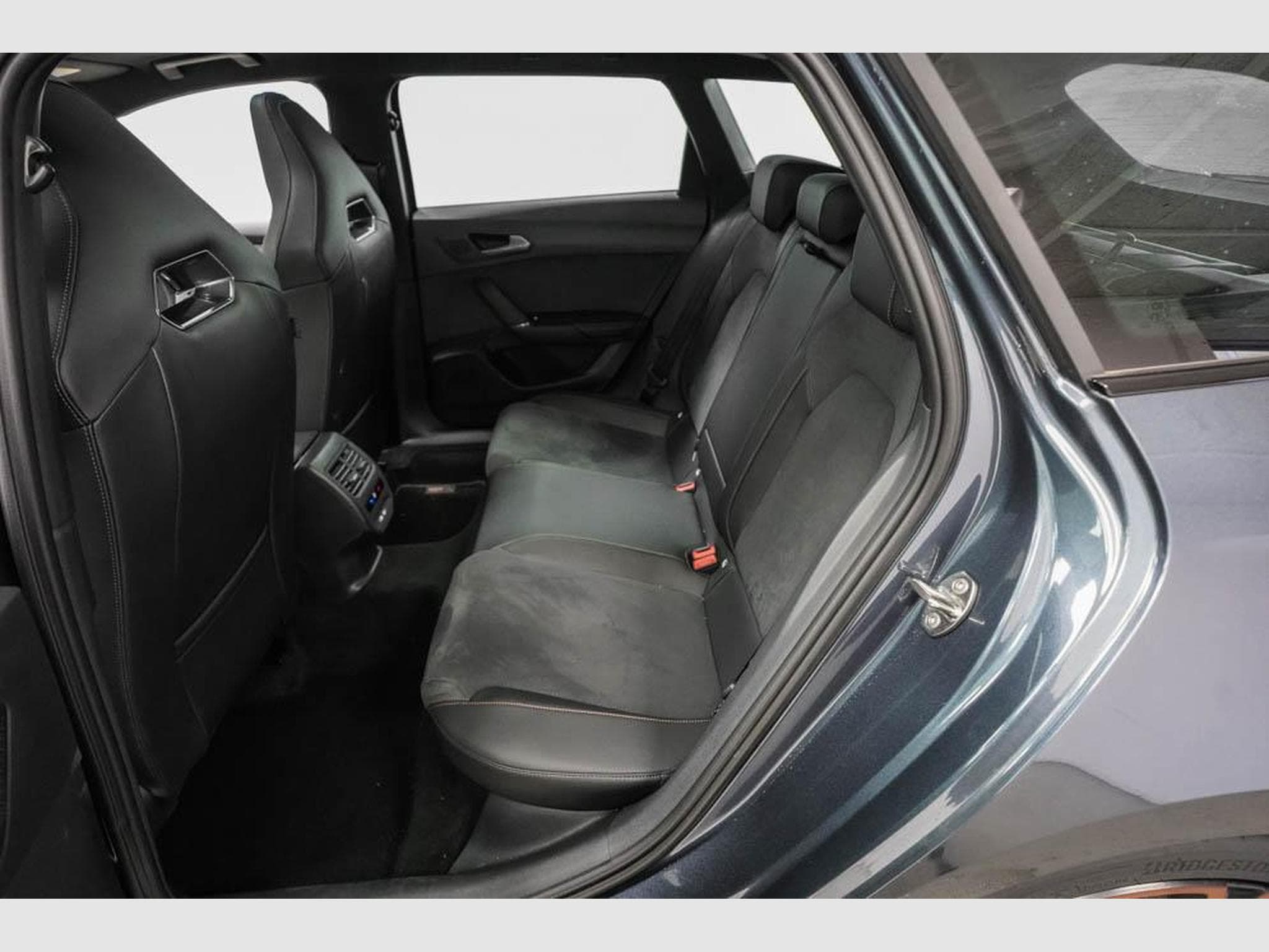 Cupra Leon ST 2,0 TSI (2025) - Foto 16