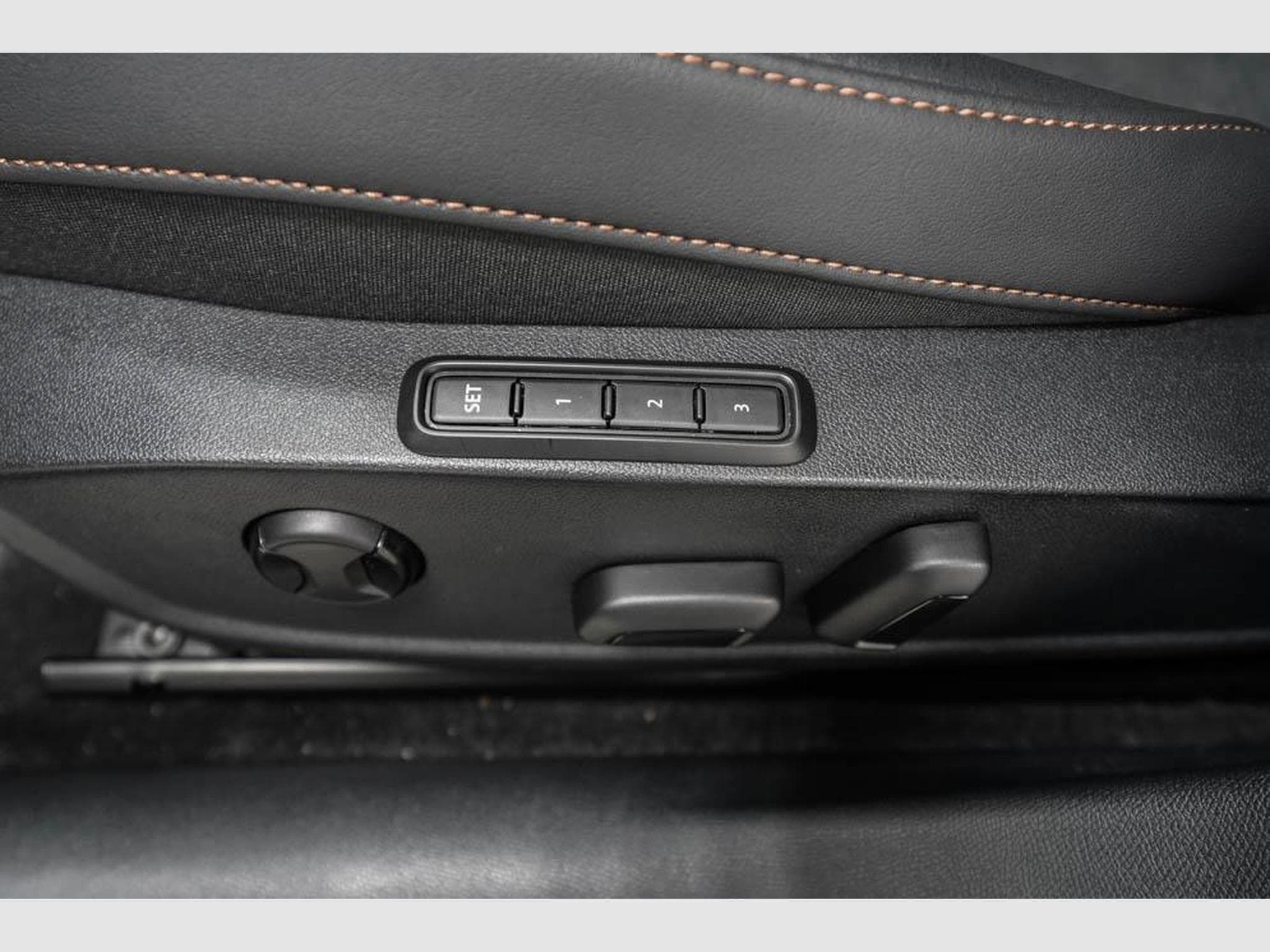 Cupra Leon ST 2,0 TSI (2025) - Foto 23