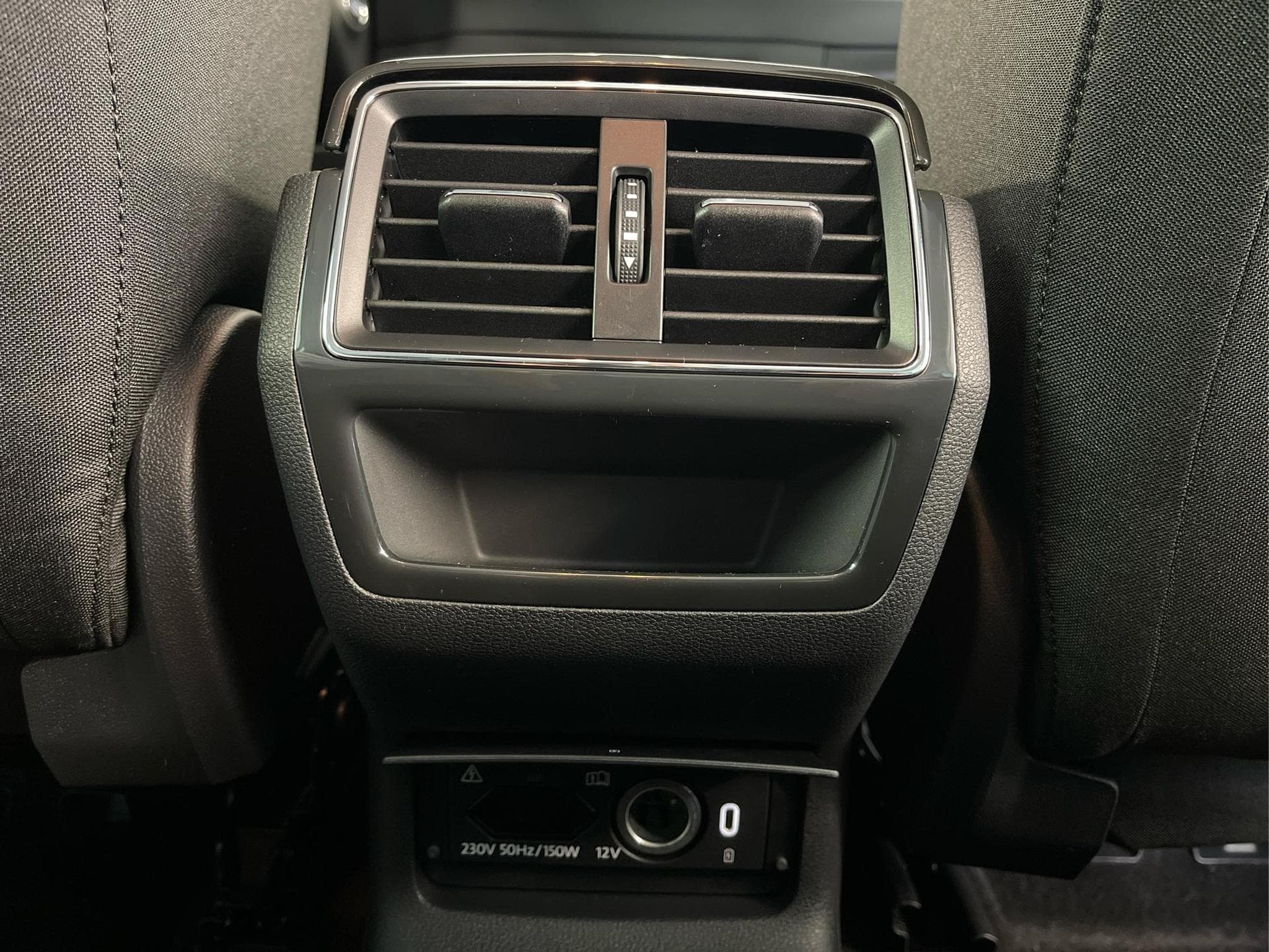 Skoda Karoq Selection (2026) - Foto 17