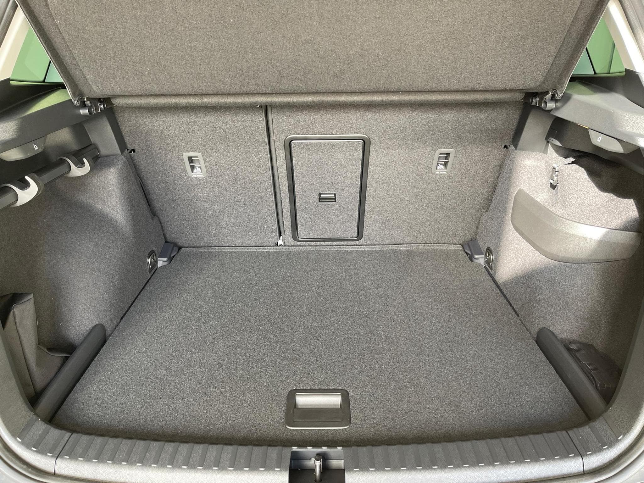 Skoda Karoq Selection (2026) - Foto 18