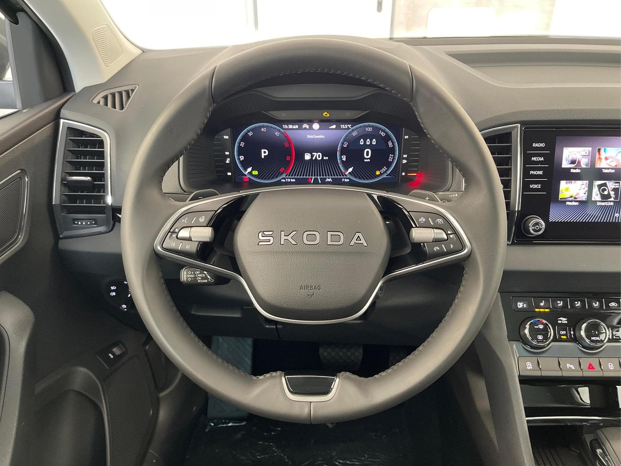 Skoda Karoq Selection (2026) - Foto 8