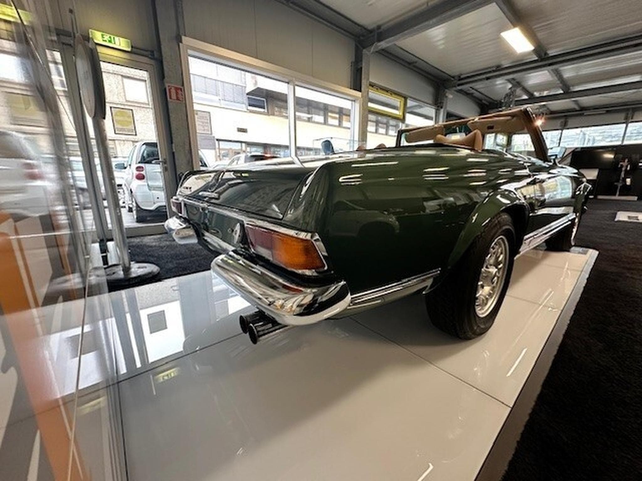 Mercedes SL 280 W113 Pagode (1970) - Photo 6