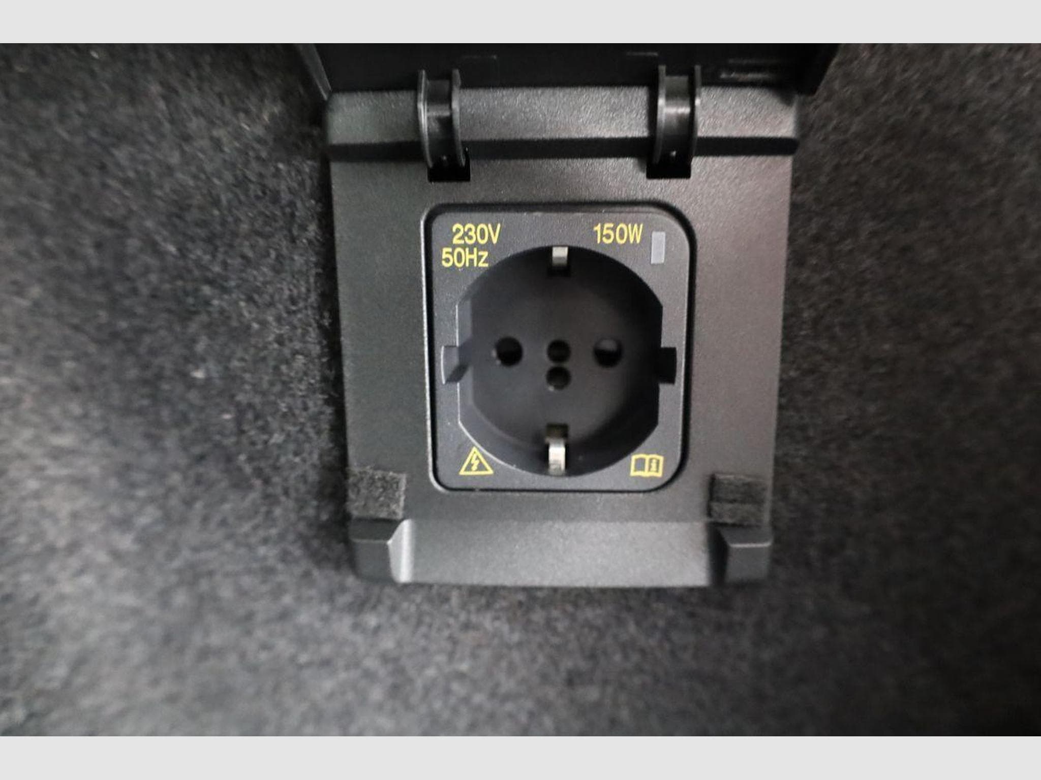 VW Tayron 1.5 TSI eHybrid 150 kW Life (2025) - Photo 13