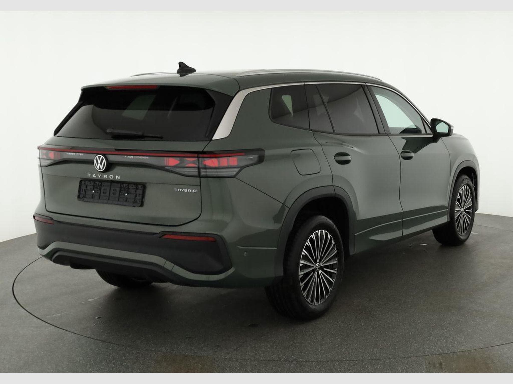 VW Tayron 1.5 TSI eHybrid 150 kW Life (2025) - Photo 2