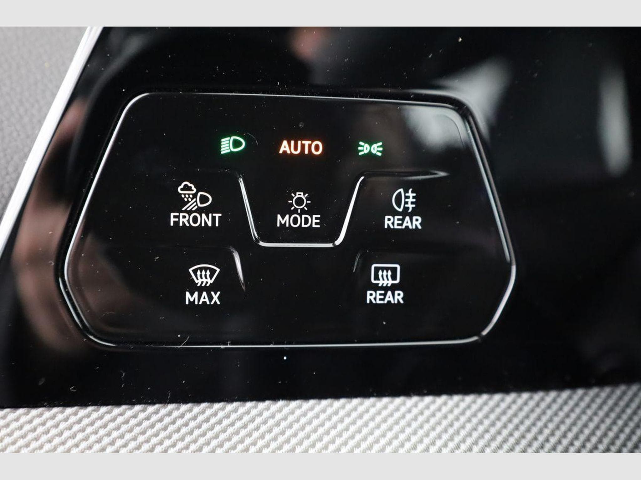 VW Golf 2.0 TSI 245 kW 4Motion R (2025) - Foto 7