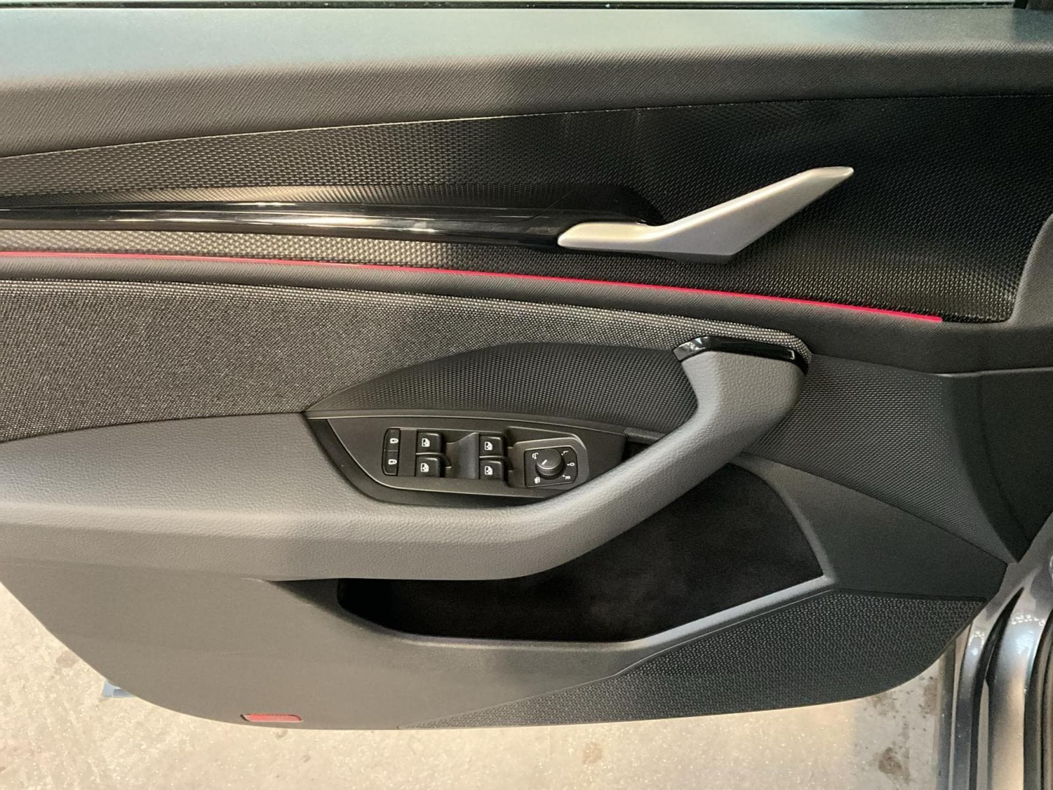 Skoda Kodiaq Selection+DSG+Pano+Navi (2025) - Foto 14