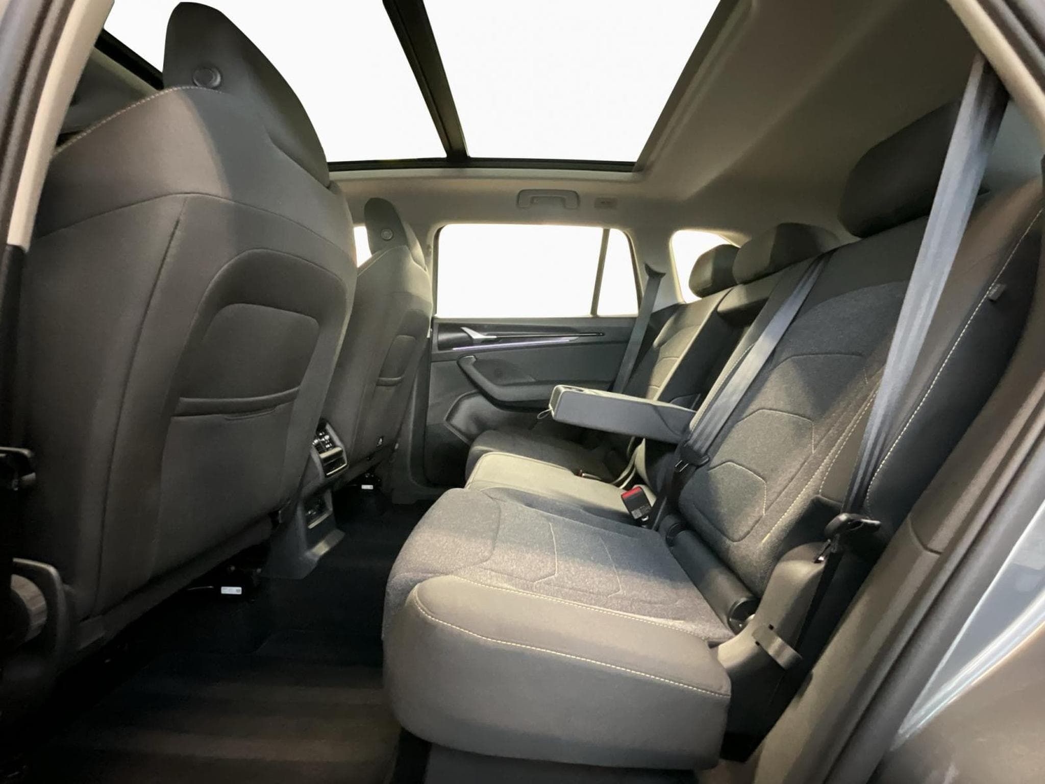 Skoda Kodiaq Selection+DSG+Pano+Navi (2025) - Foto 16