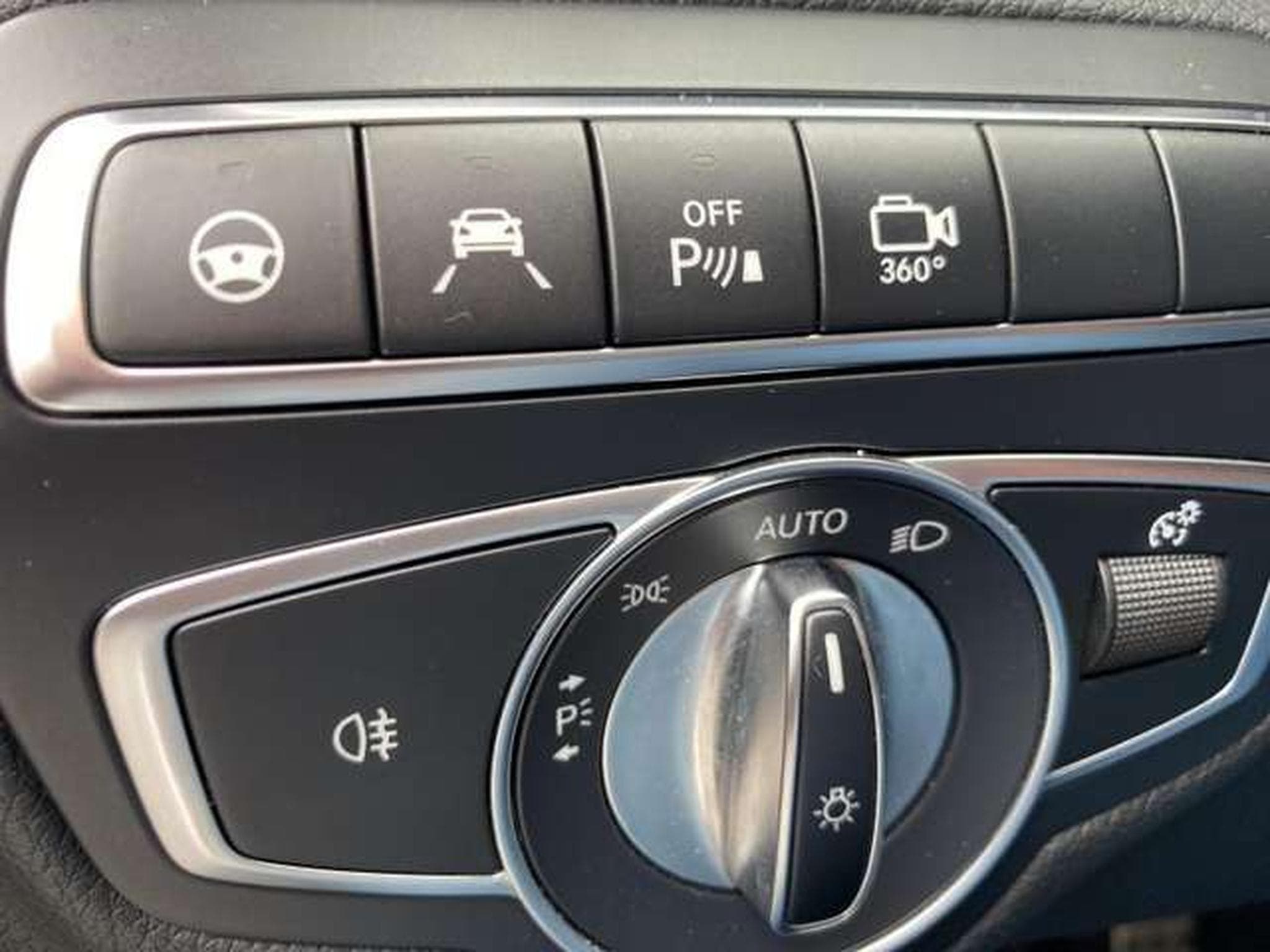 Mercedes C 63 AMG S (2017) - Photo 11