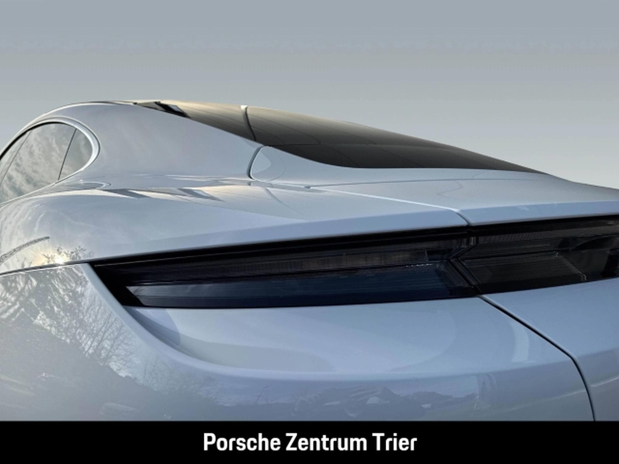 Porsche Taycan Surround-View Luftfederung (2022) - Foto 12