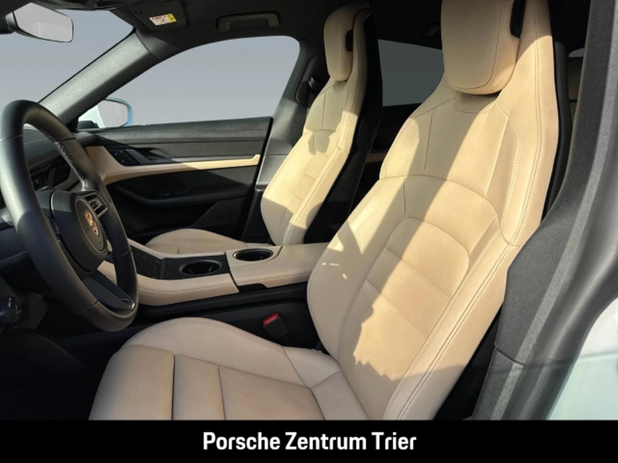Porsche Taycan Surround-View Luftfederung (2022) - Foto 5