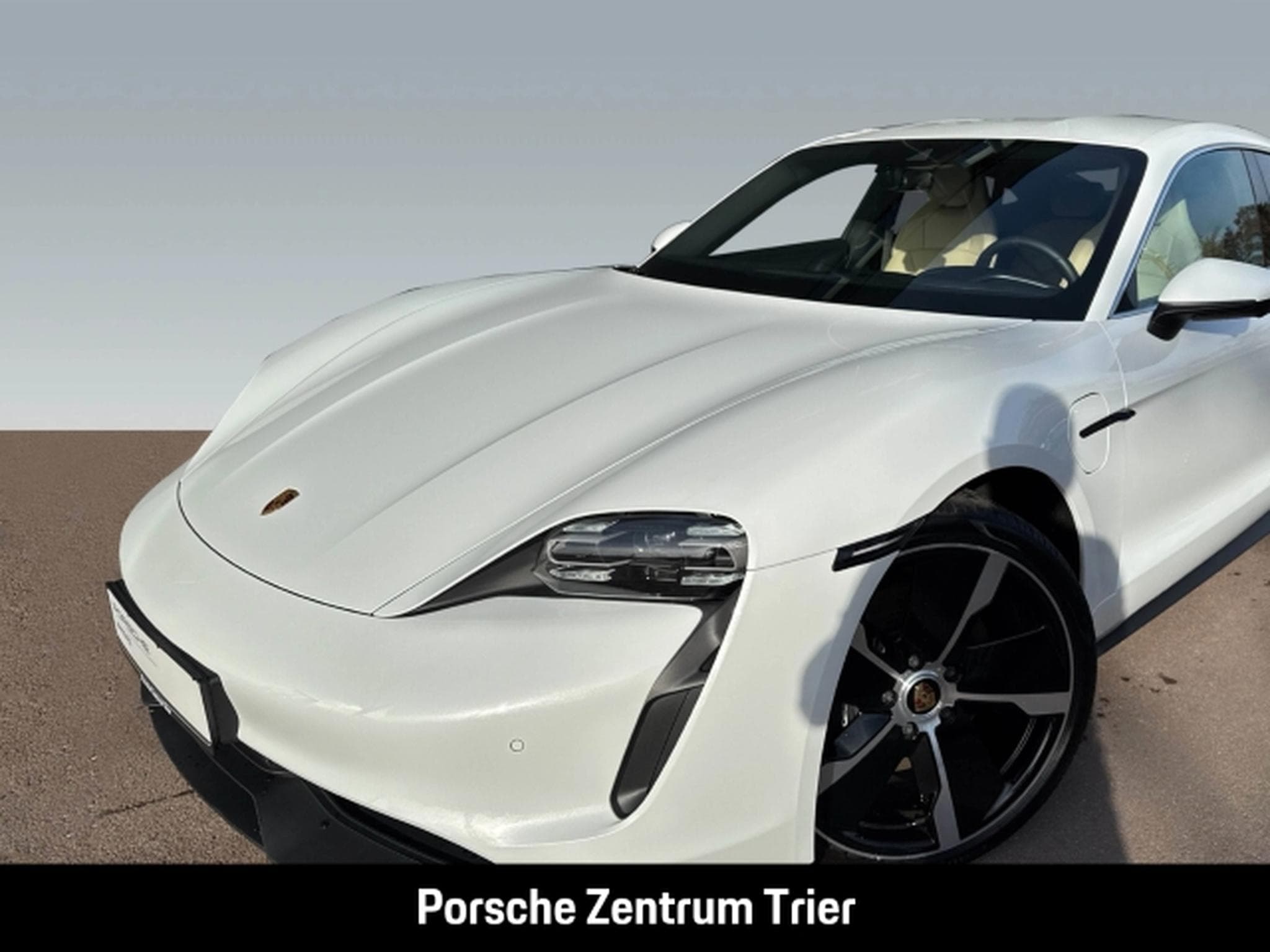 Porsche Taycan Surround-View Luftfederung (2022) - Foto 9