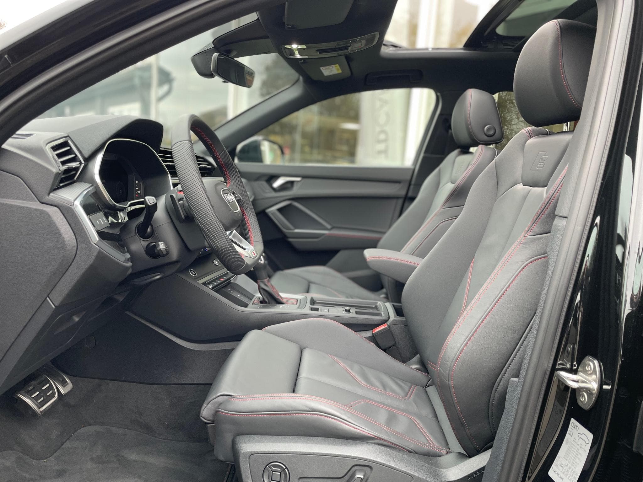 Audi Q3 Sportback 40 Tdi 200 S-Line Quattro S-Tronic Toit Ouvrant Ne (2023) - Foto 7