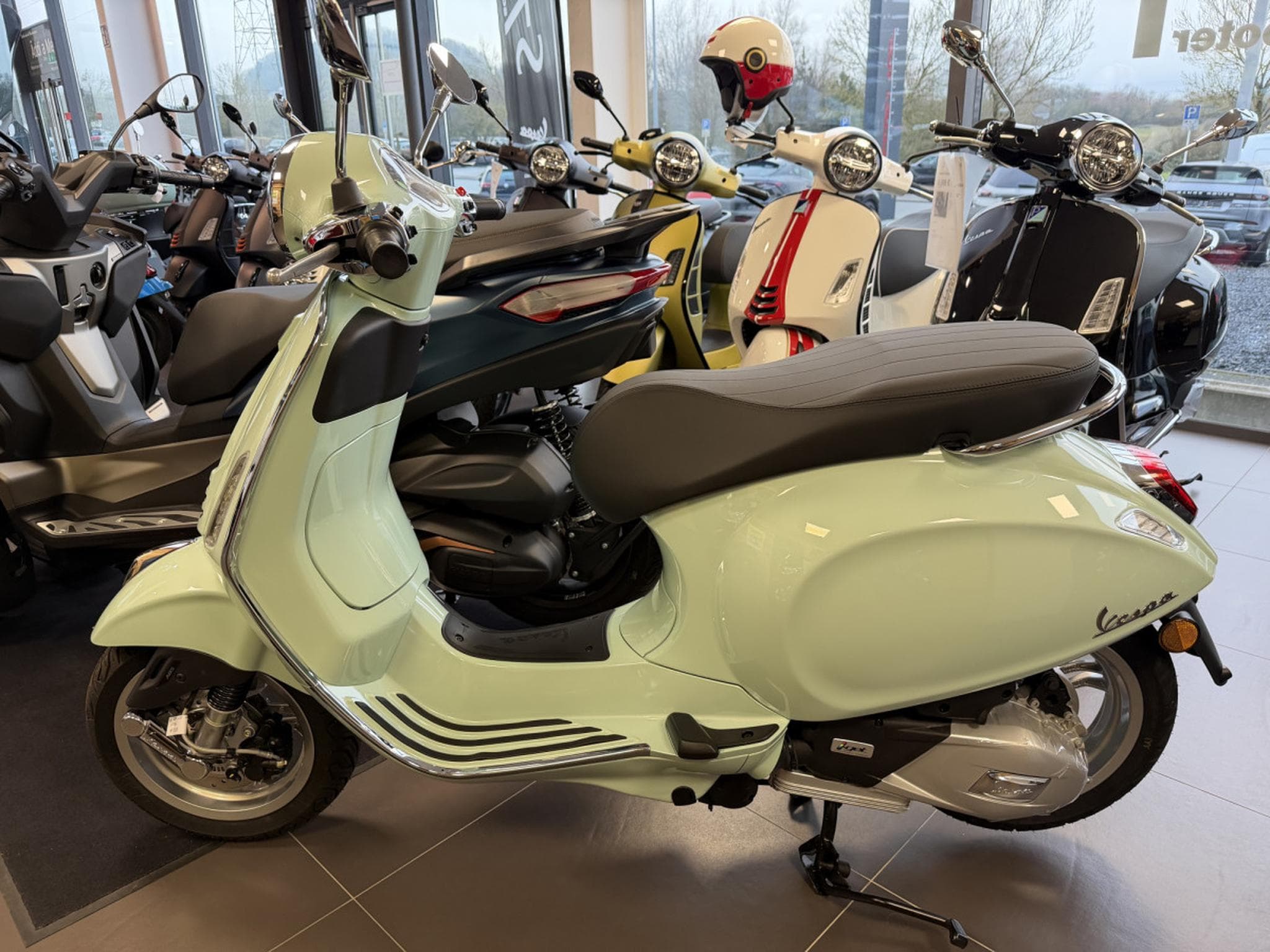 Vespa Primavera (2026) - Photo 2