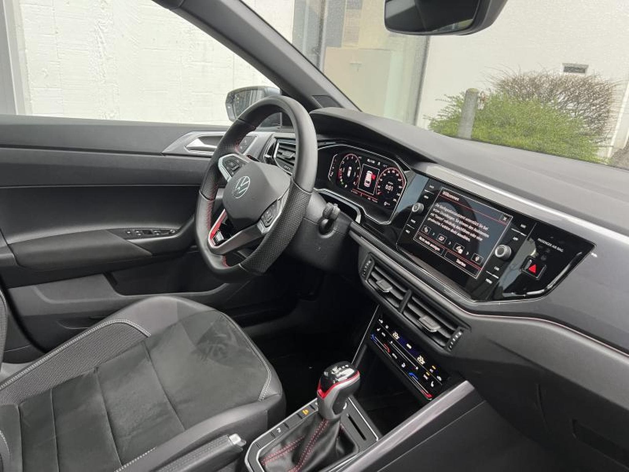 VW Polo GTI 2.0 TSI DSG (2024) - Foto 7