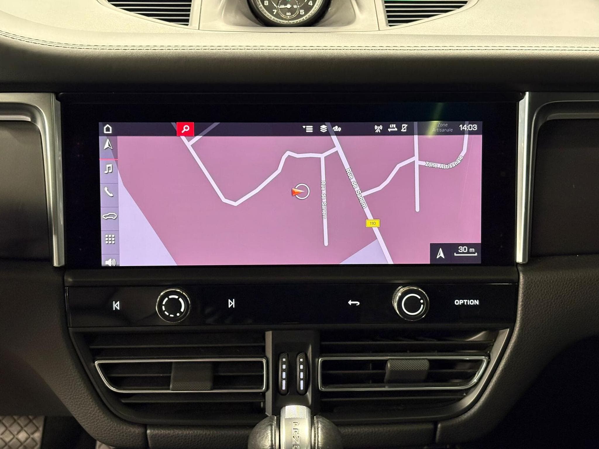 Porsche Macan 265cv (2023) - Photo 13