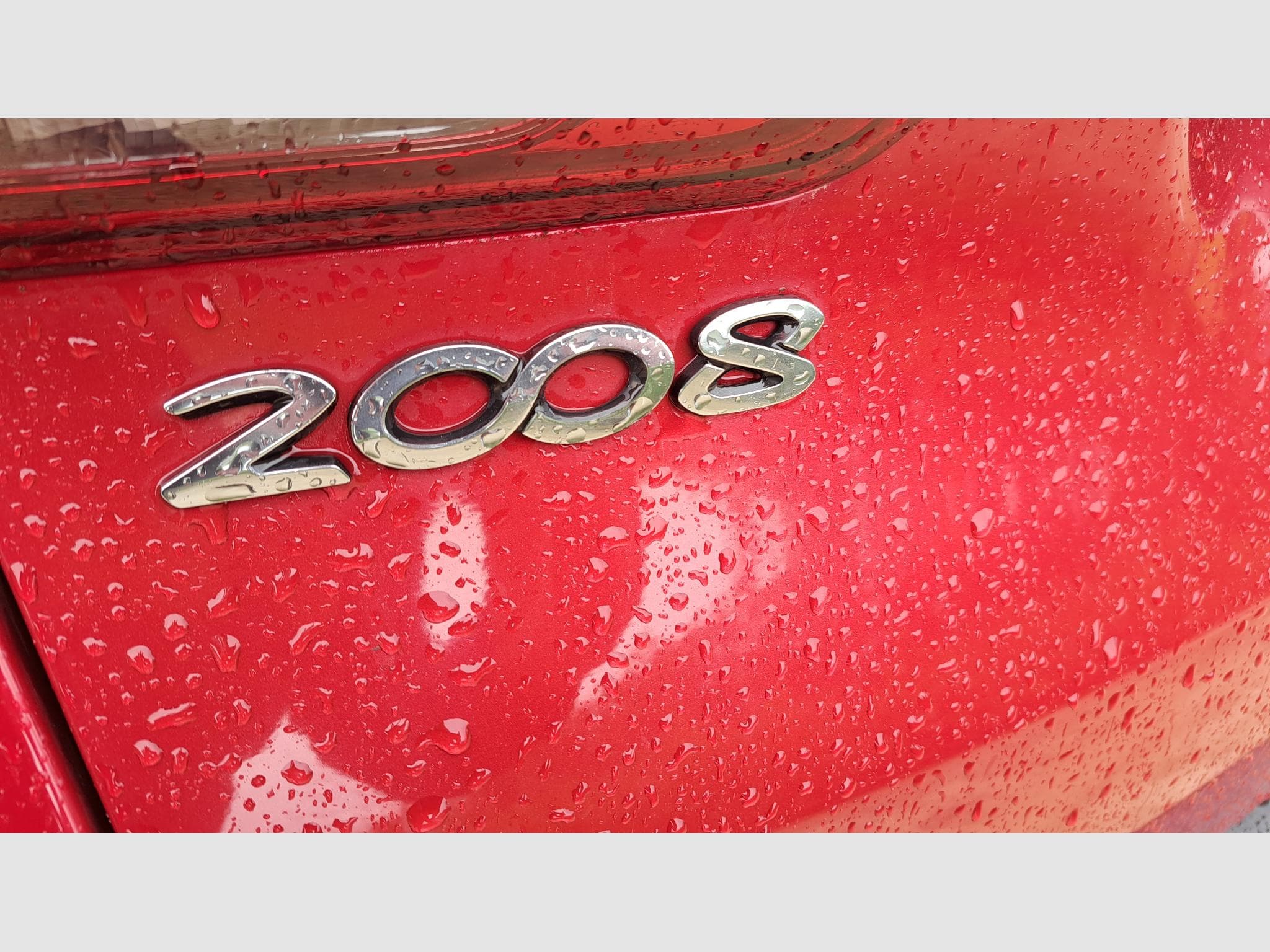 Peugeot 2008 1.6 e-HDI 100cv GT-Line (2018) - Foto 15