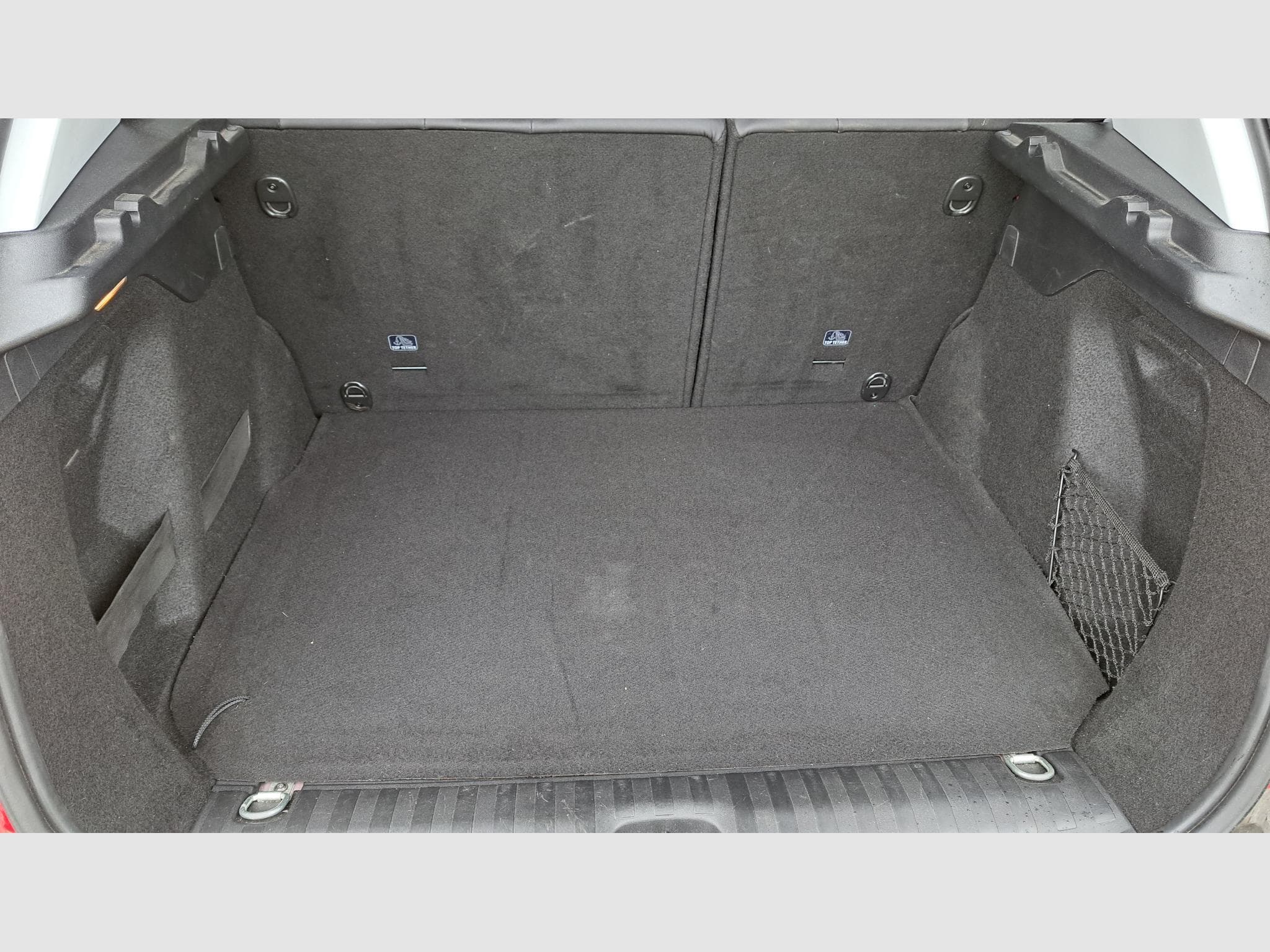 Peugeot 2008 1.6 e-HDI 100cv GT-Line (2018) - Foto 13