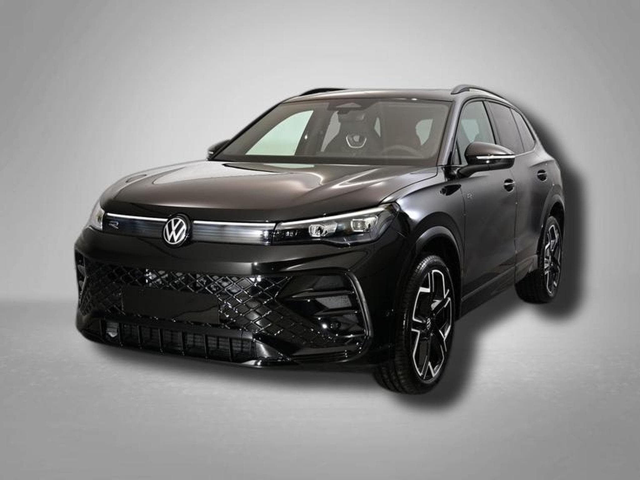 VW Tiguan R-Line 2.0 TSI OPF 4MOTION 7-Gang DSG (2025) - Photo 1