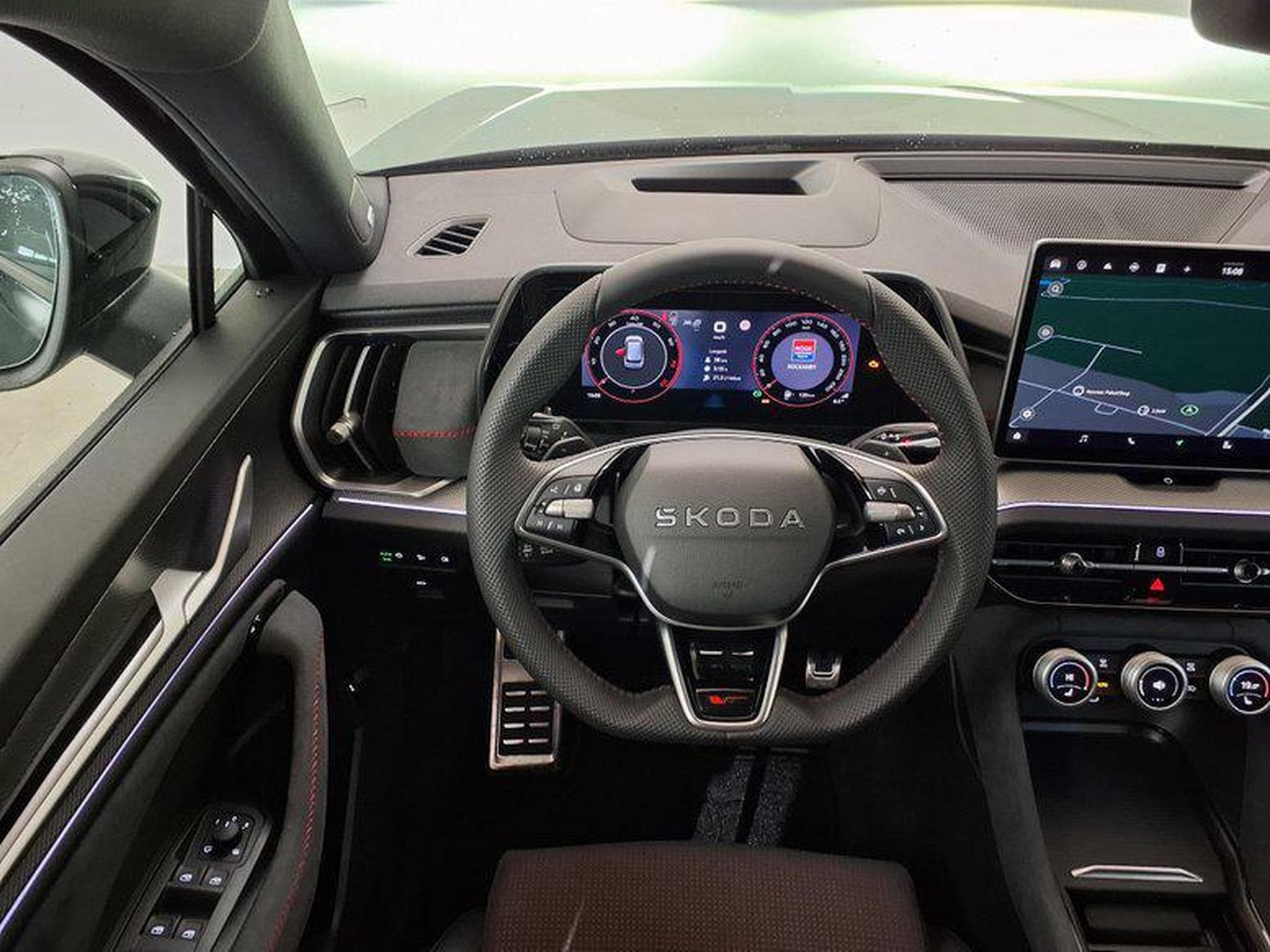 Skoda Kodiaq RS 2.0 TSI 7-Gang-DSG 4x4 (2025) - Photo 12