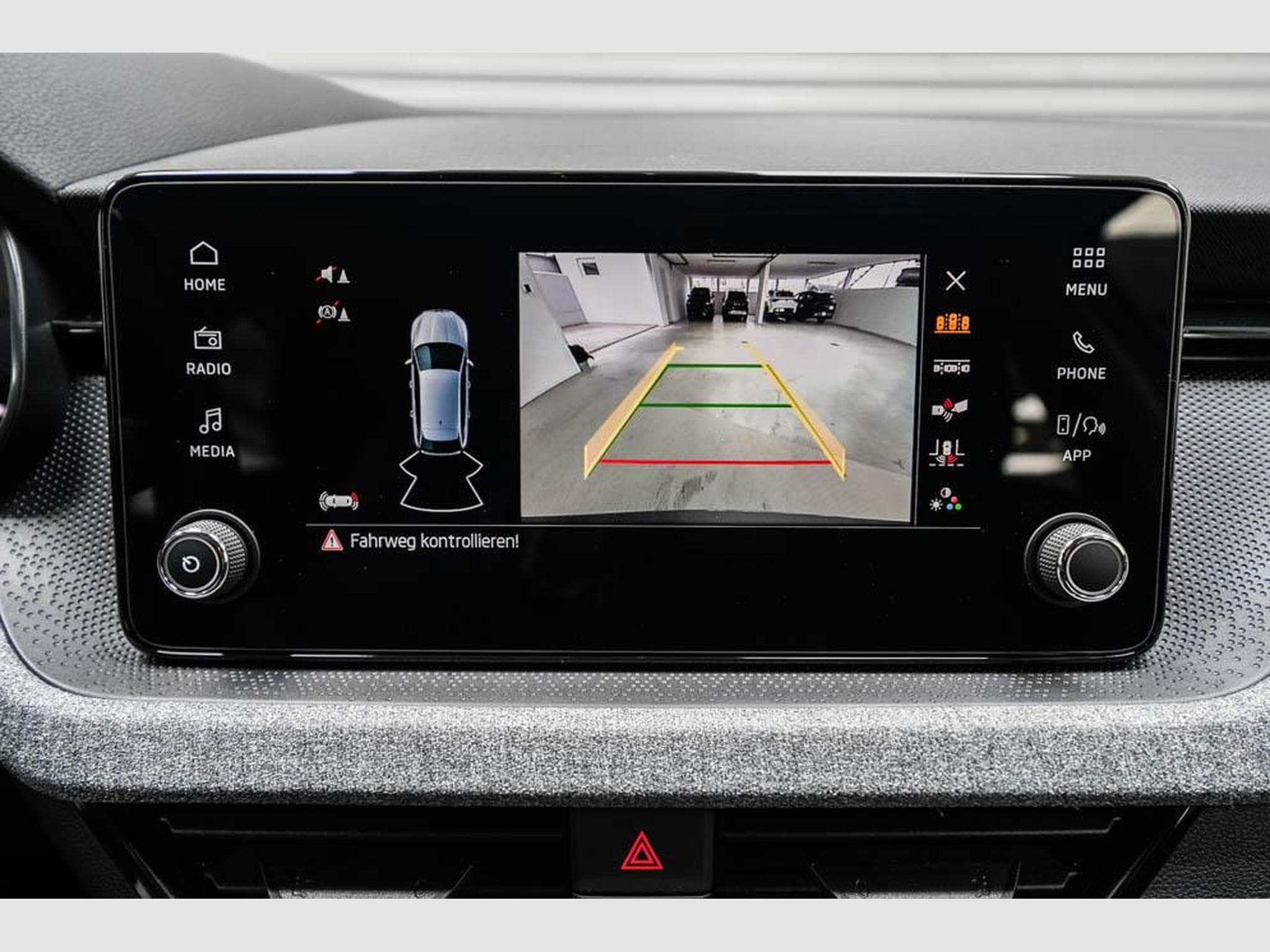 Skoda Scala 1,0 TSI DSG (2025) - Foto 13